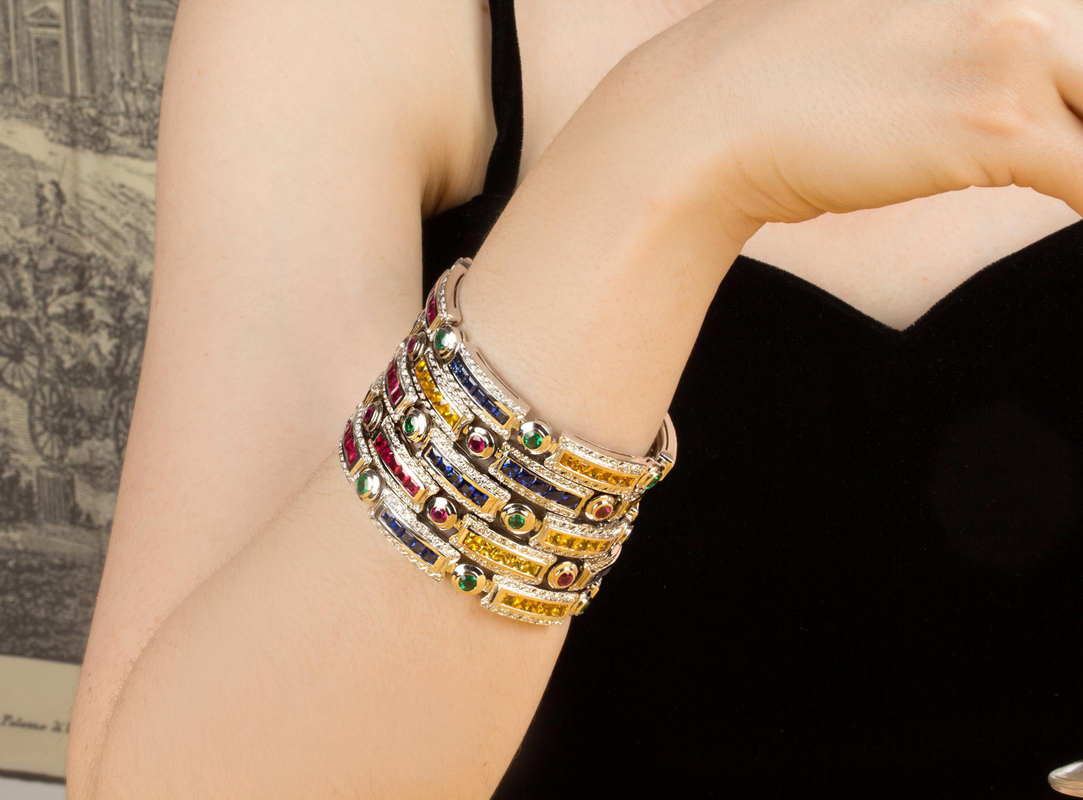 Bracciale multicolore con zaffiro, rubino e smeraldo, design di Ella Gafter in vendita 6