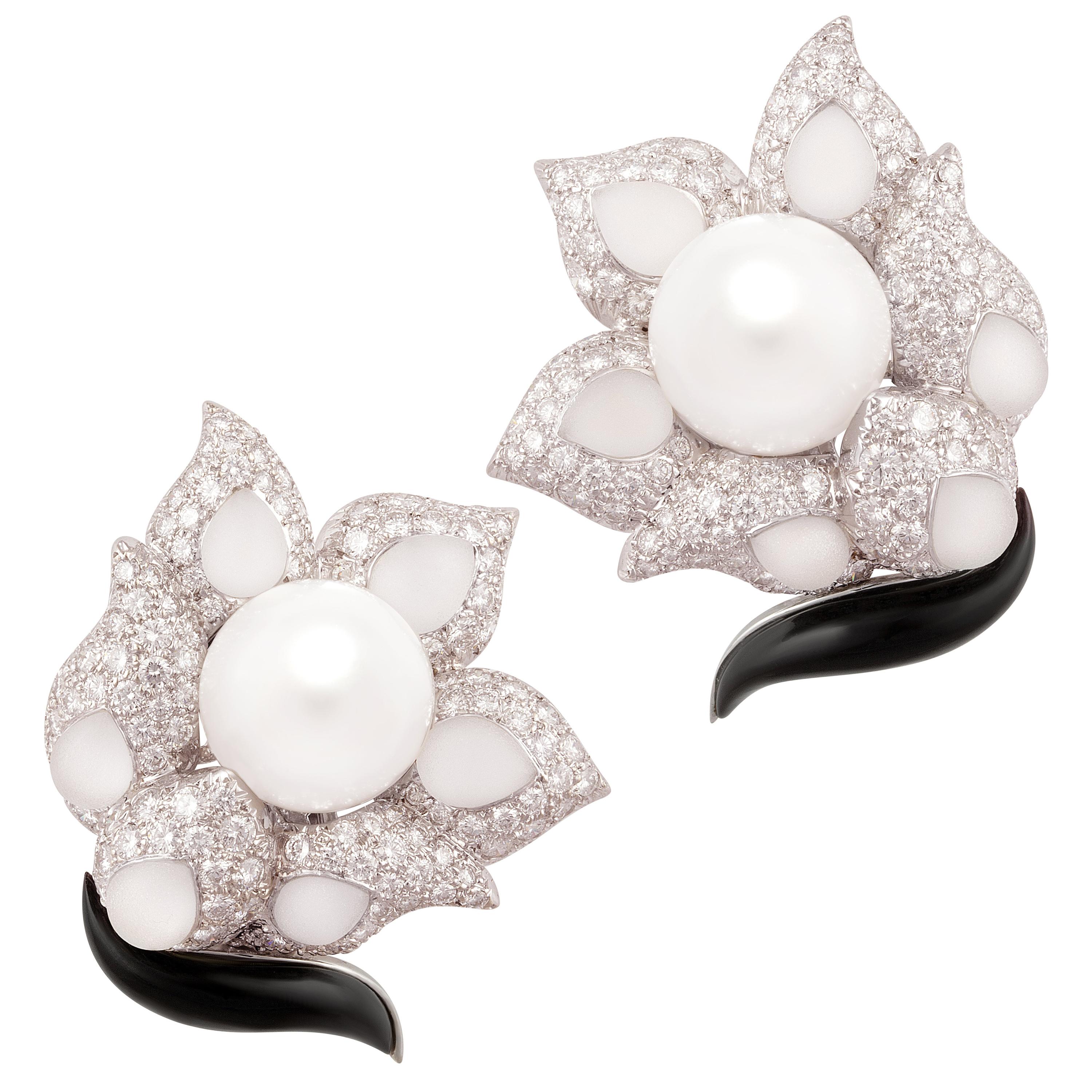 South Sea Pearl Diamond Clip-On Earrings Art Déco Style Design by Ella Gafter For Sale
