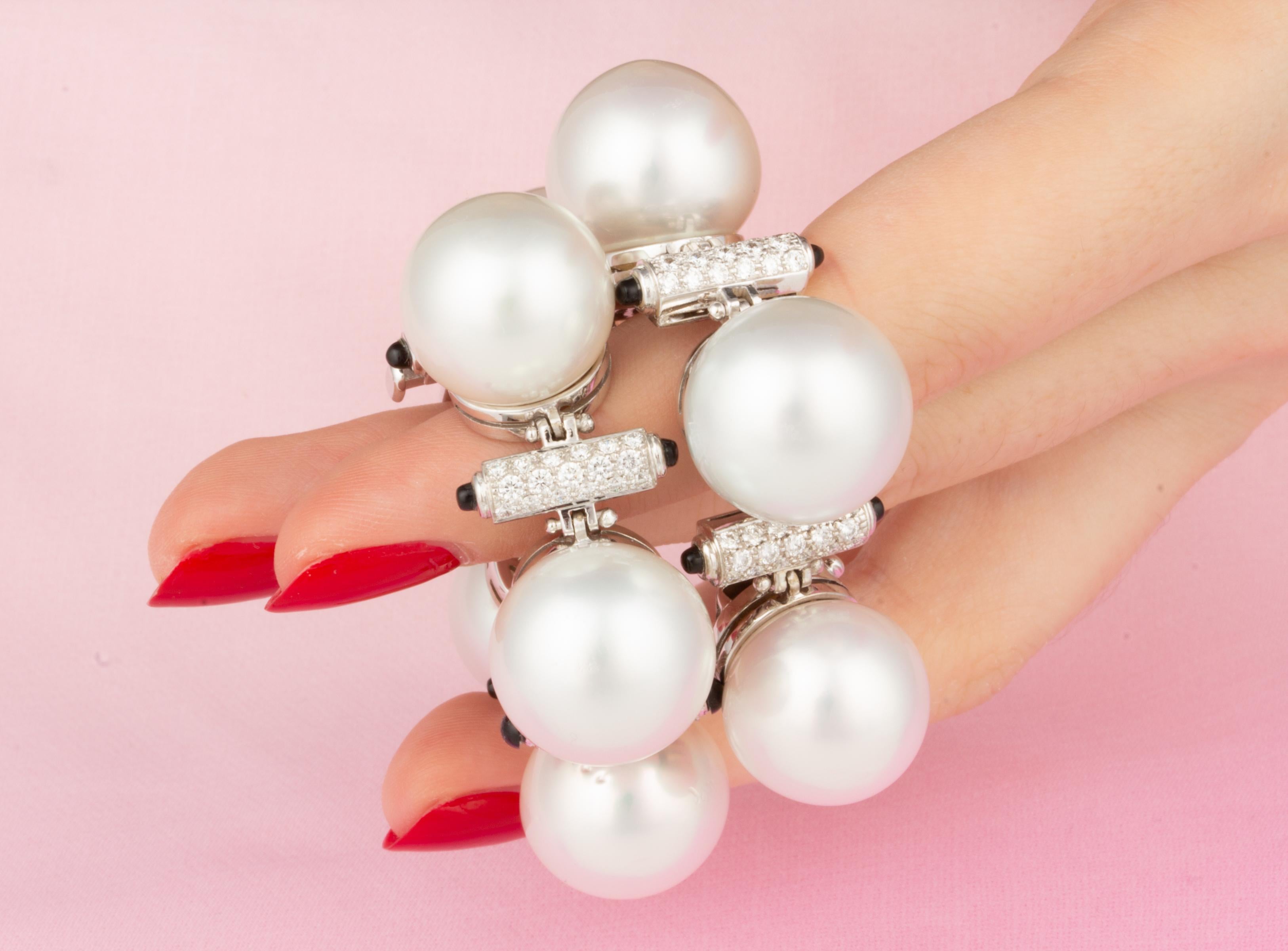Women's South Sea Pearl Diamond Onyx Cuff Bracelet Art Déco Design by Ella Gafter For Sale
