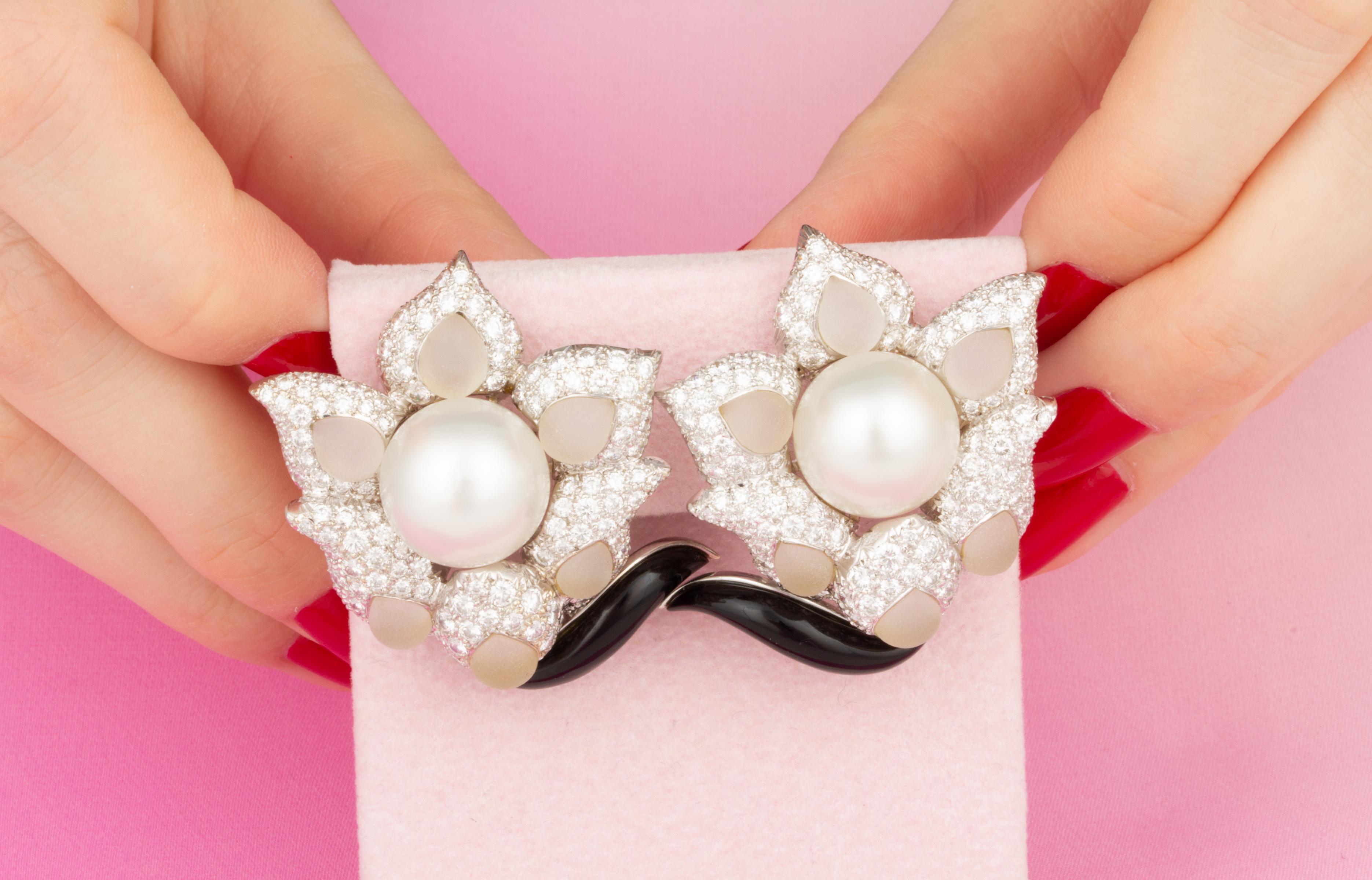 Artist South Sea Pearl Diamond Clip-On Earrings Art Déco Style Design by Ella Gafter For Sale