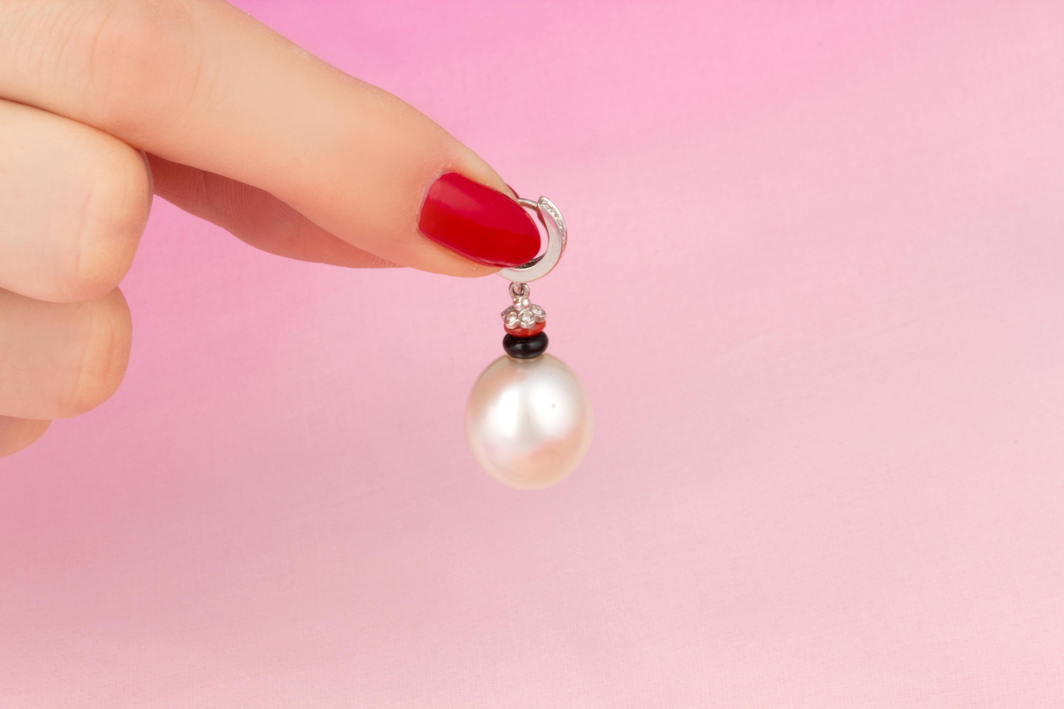 Orecchini a goccia con diamante e perla dei mari del sud Design/One di Ella Gafter In condizioni Nuovo in vendita a New York, NY