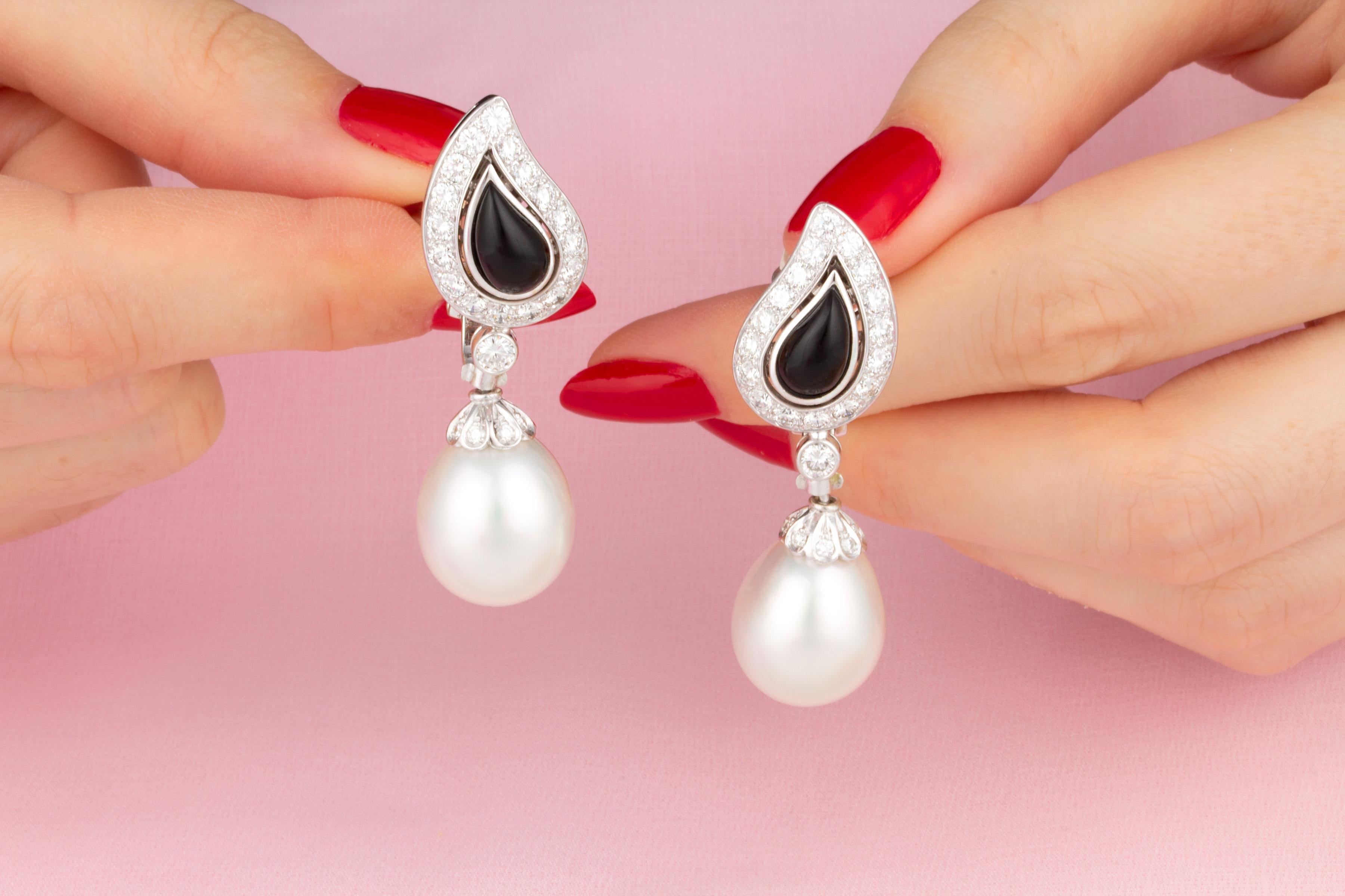 Brilliant Cut Ella Gafter South Sea Pearl Diamond Onyx Earrings For Sale