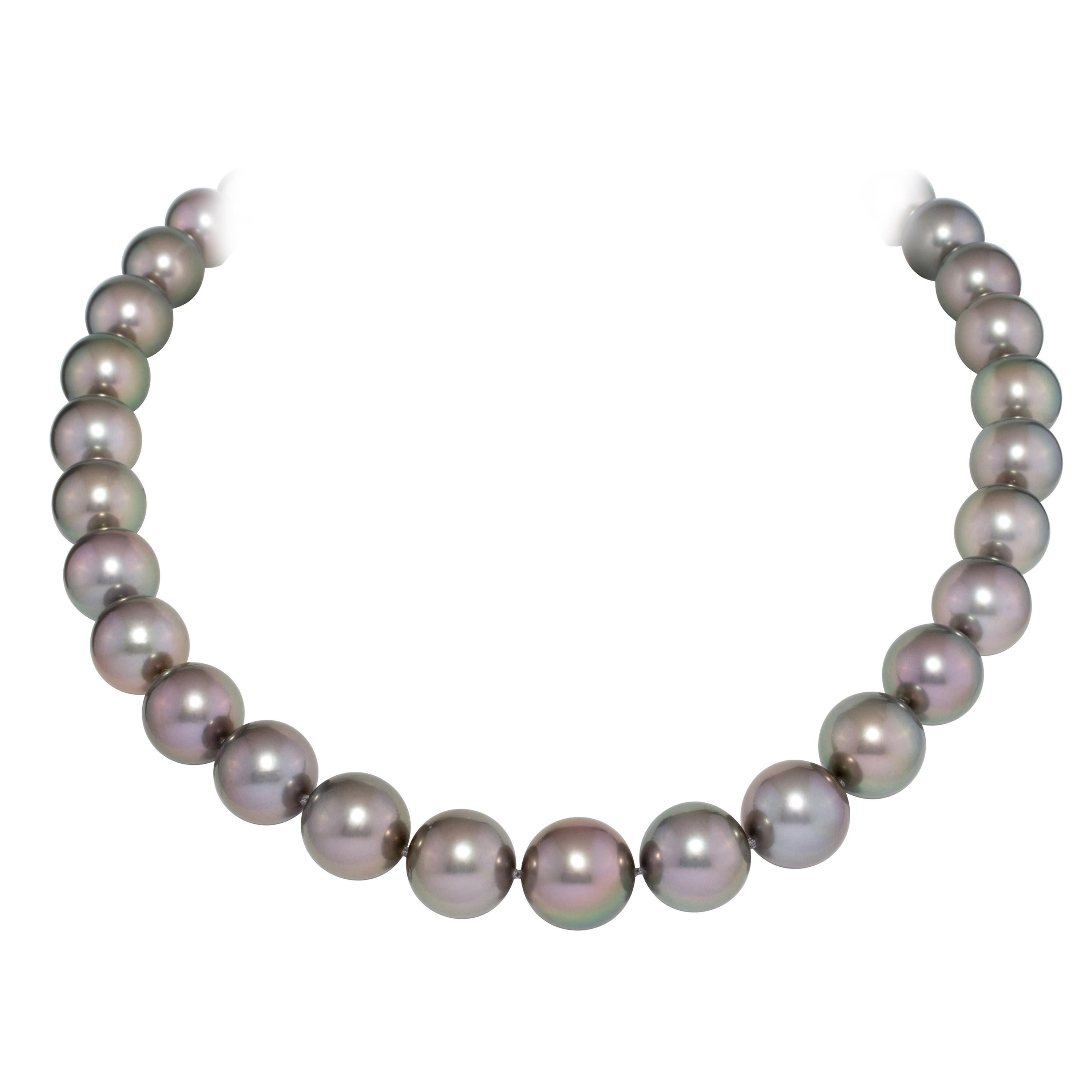 Ella Gafter Tahiti-Halskette mit schwarzer Perlenstrang