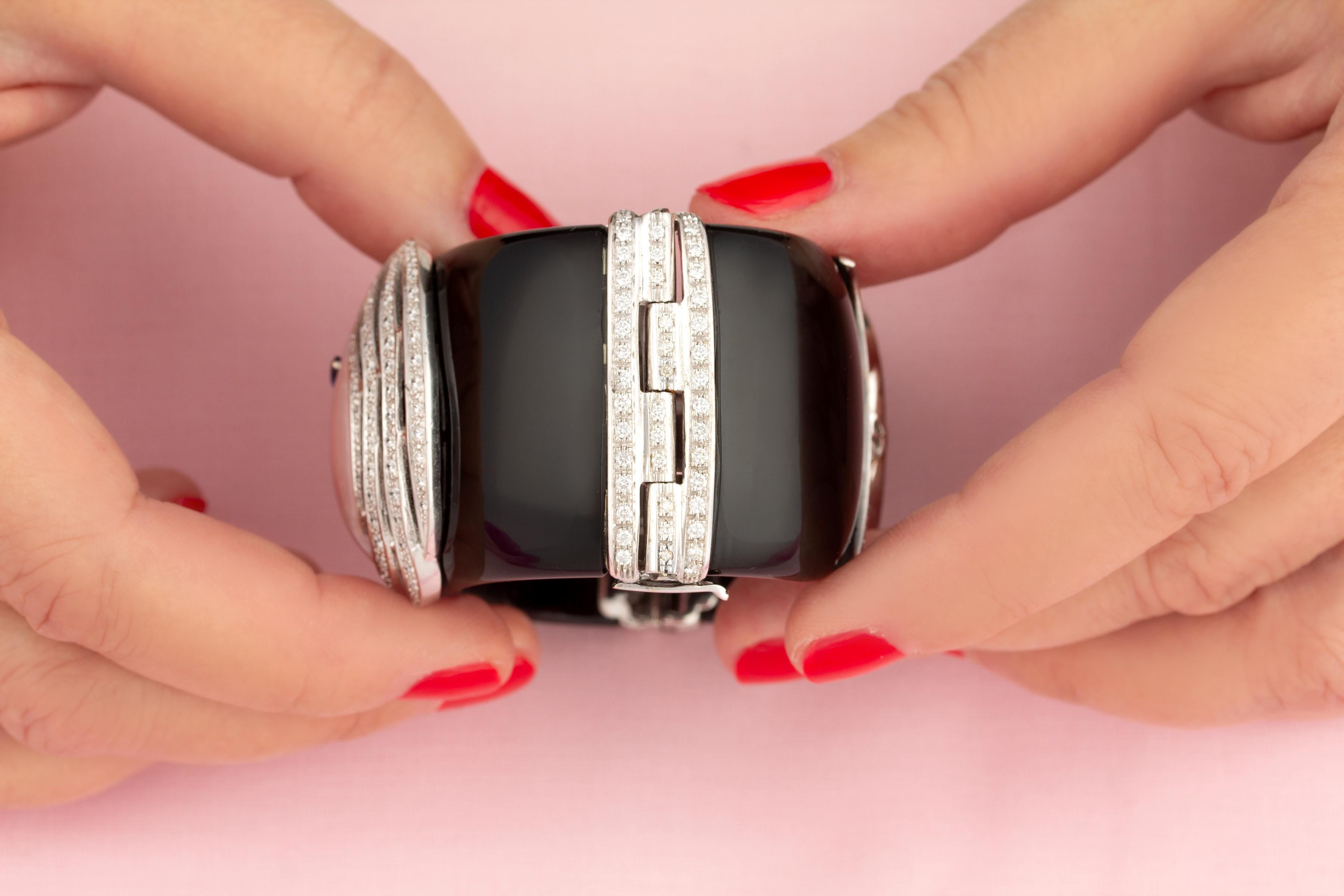 Ella Gafter Bracelet manchette Vierge avec diamants Pour femmes en vente
