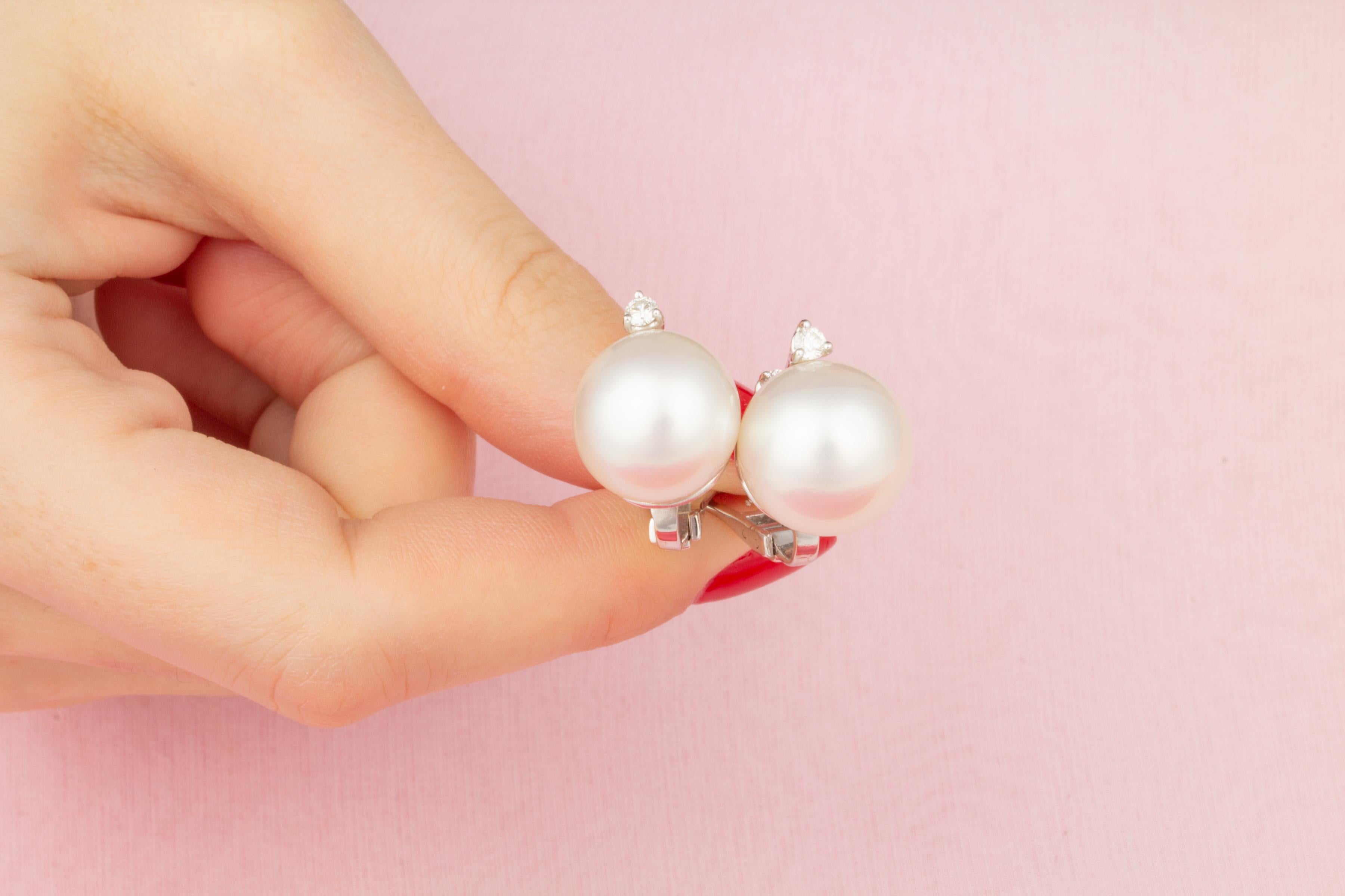 Ella Gafter White South Sea Pearl Stud Earrings In New Condition In New York, NY