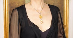 Collana di perle con diamante e zaffiro giallo di Ella Gafter