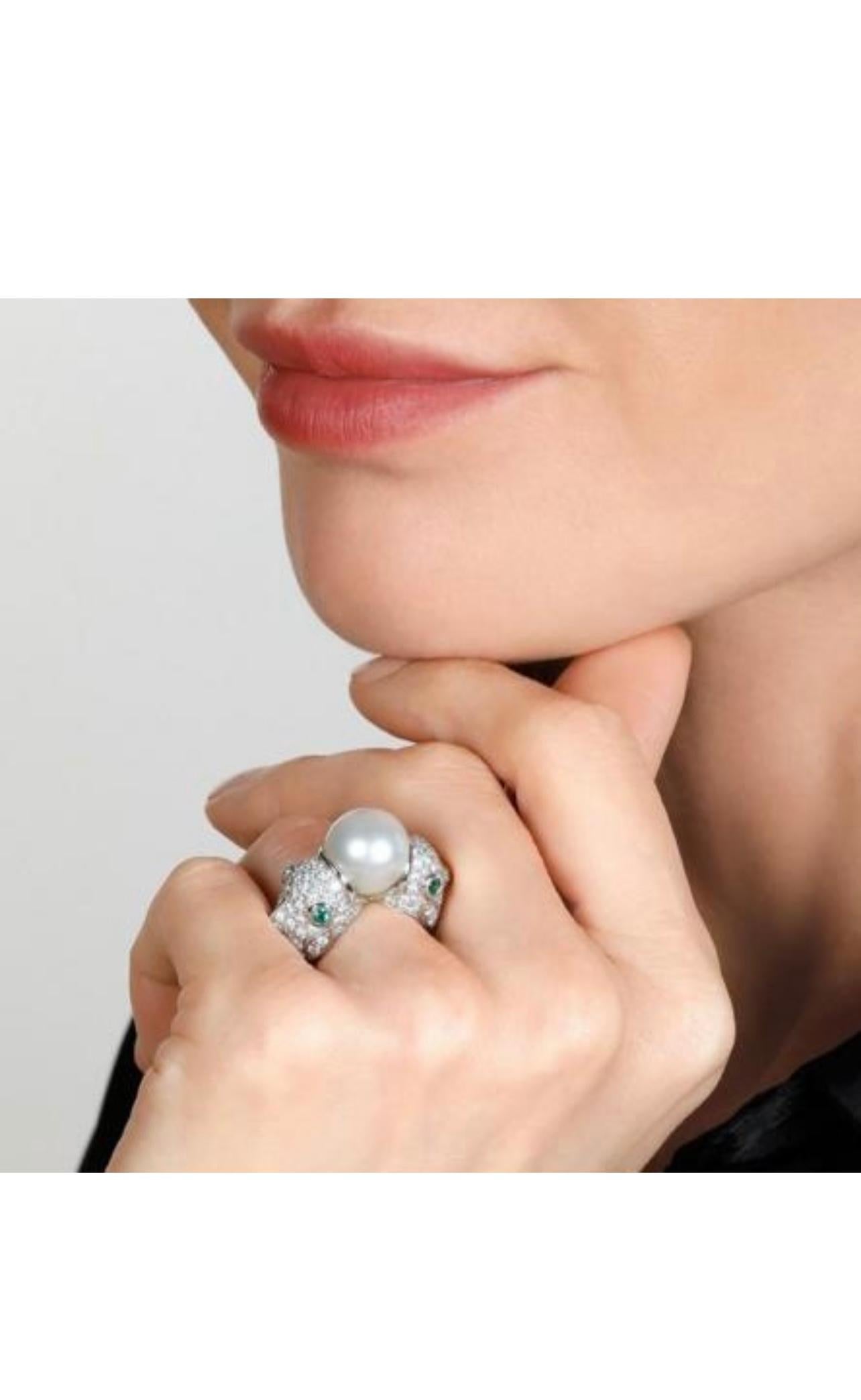 Artist Ella Grafter Pisces Diamond Pearl Emerald Zodiac Ring in 18K Ring For Sale