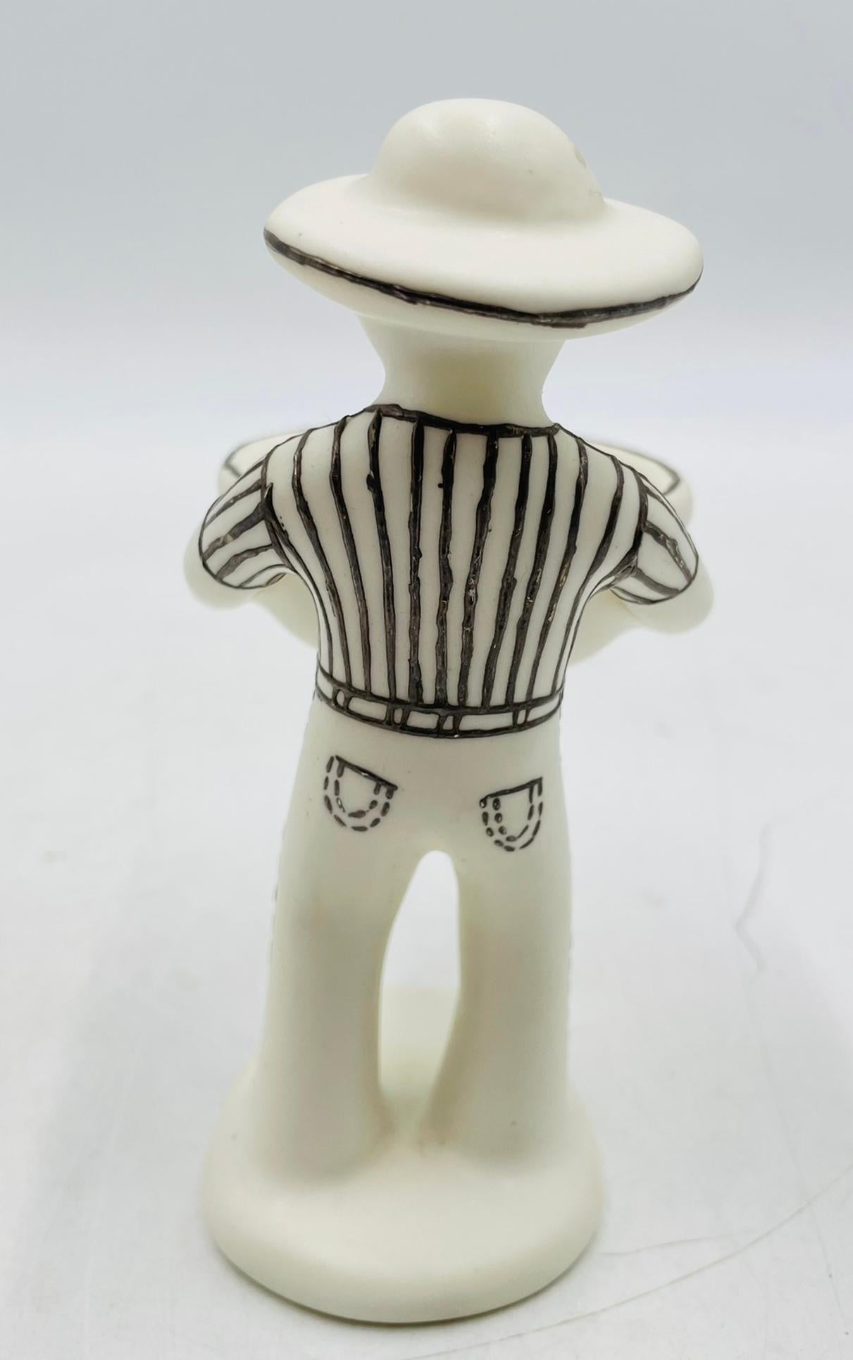 “Ella y Él” Porcelain & Pure Silver Sculptures by Emilia Castillo, 1995 For Sale 7