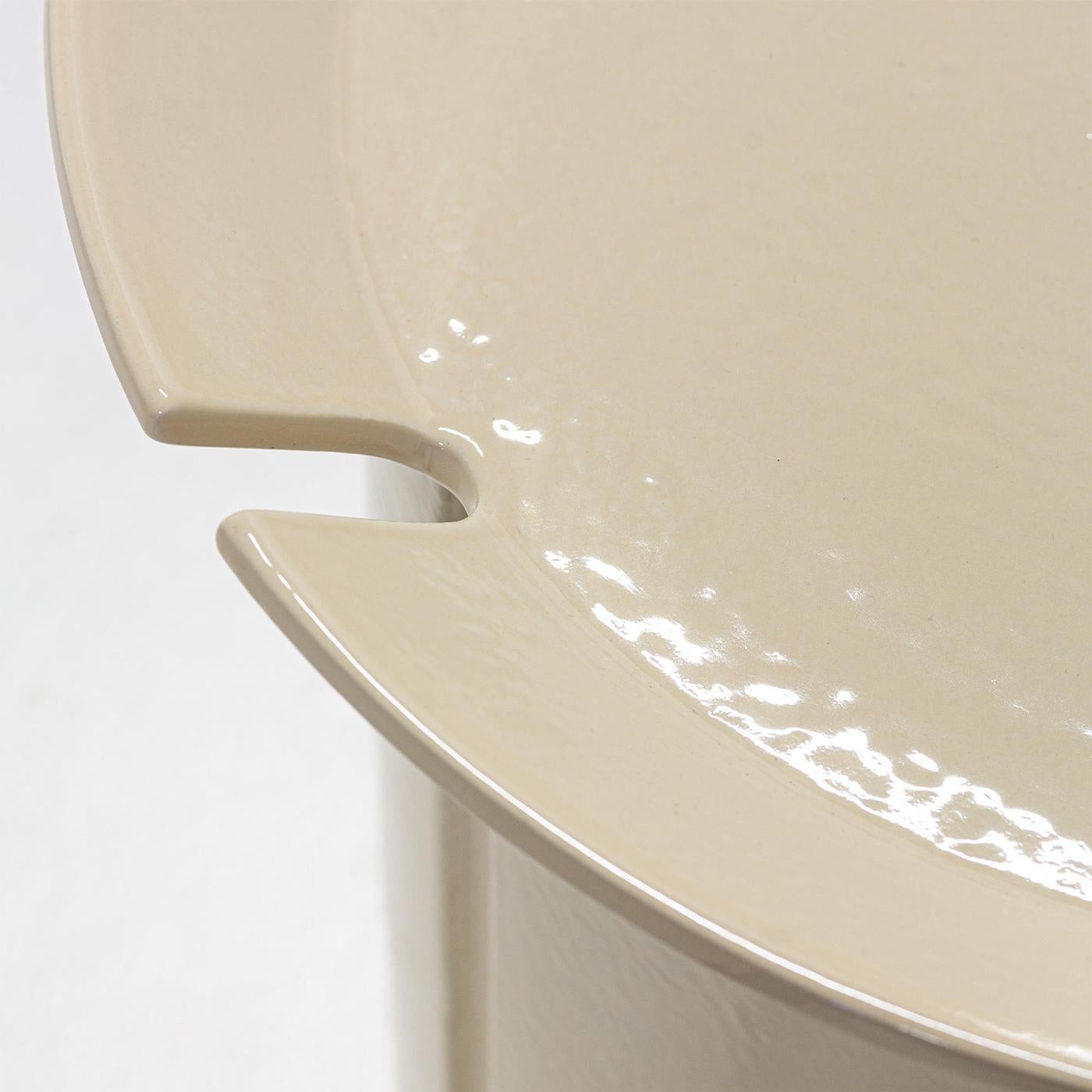 XXIe siècle et contemporain Table basse moyenne Ellaby en vente