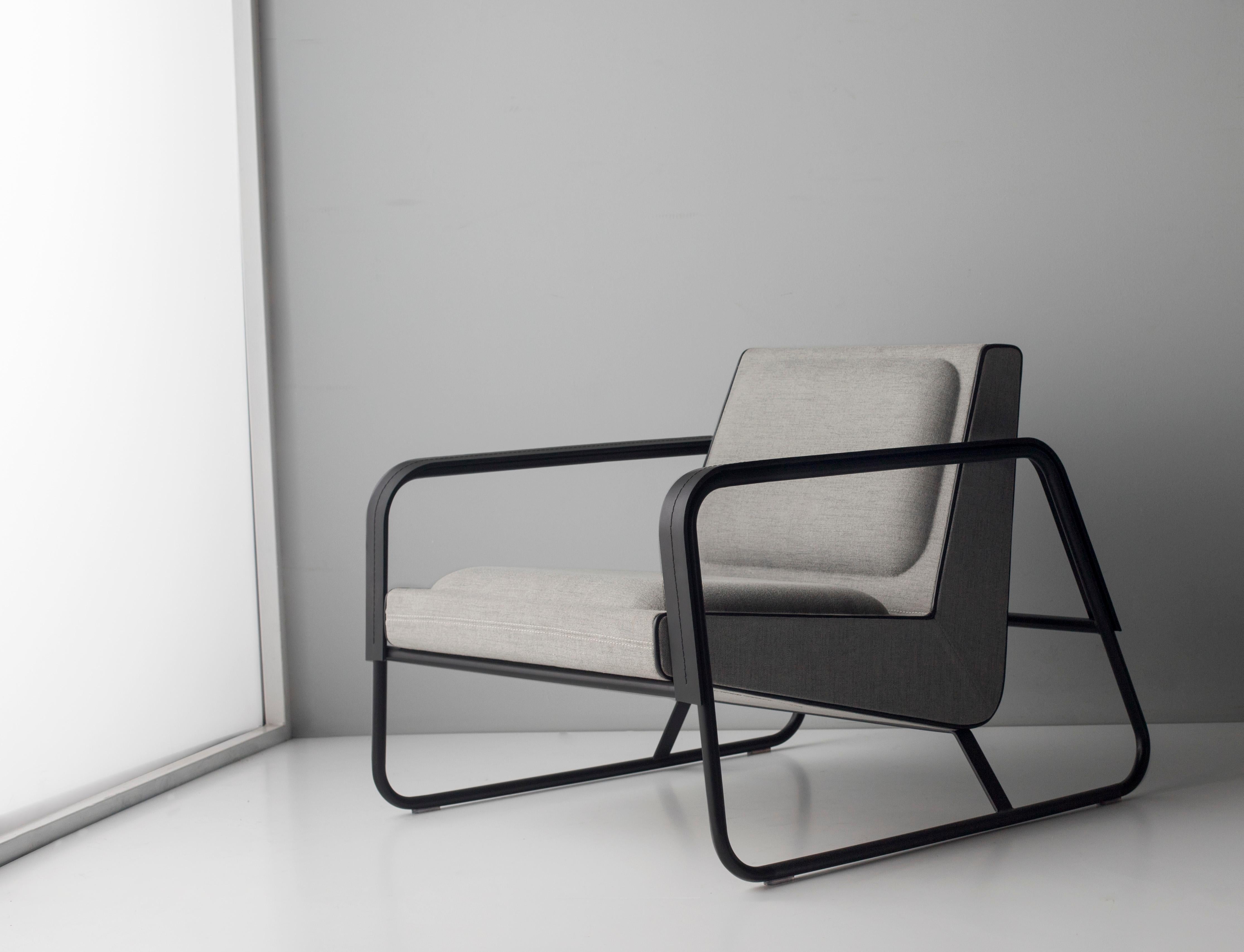 Elle Lounge Chair by Doimo Brasil
Dimensions: W 88 x D 82 x H 70 cm 
Materials: Paint, Fabric.


With the intention of providing good taste and personality, Doimo deciphers trends and follows the evolution of man and his space. To this end, it