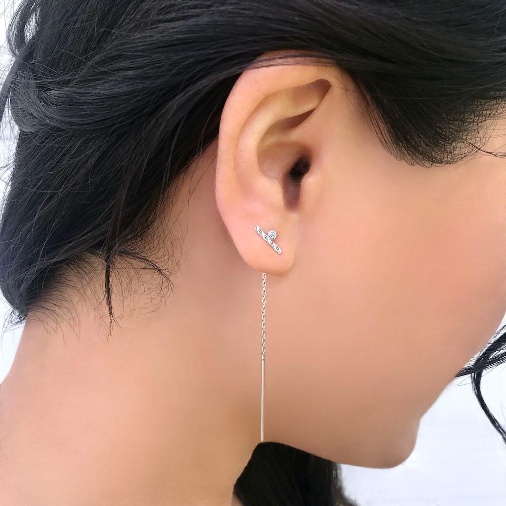 Contemporary Ellean Diamond Accent Twist Bar Stud Threader Earrings 18 Karat For Sale