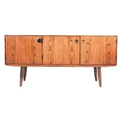 Buffet en palissandre danois du milieu du siècle Ellekjaer