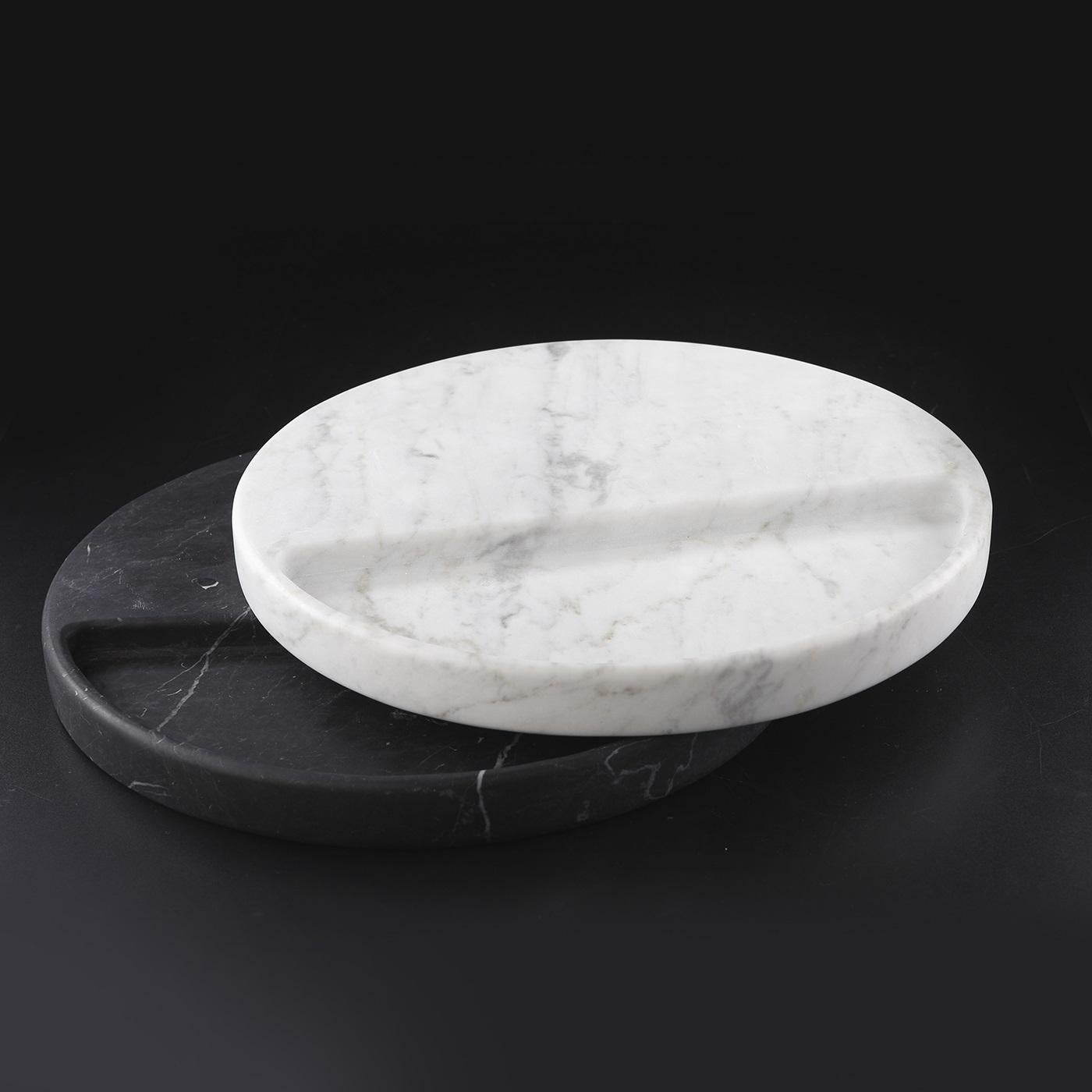 Set of 3 Ellen Trays in Marquinia Marble In Excellent Condition For Sale In Milan, IT