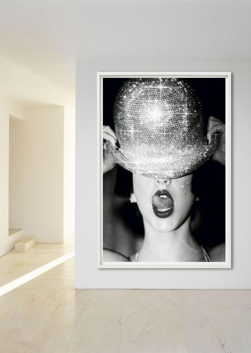 Bienvenue - Christina Aguilera, Closed-up, Fine Art Photography, 2004 en vente 6
