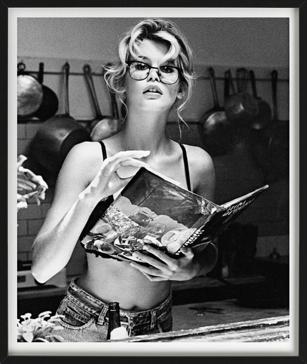 Claudia Schiffer for Guess, Fine Art Photography, 1989 For Sale 4