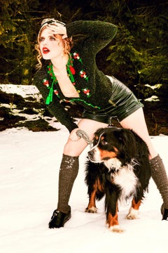 « Cuddling Dog » : photographie d'art « Heimat », tirage d'archive, 2015