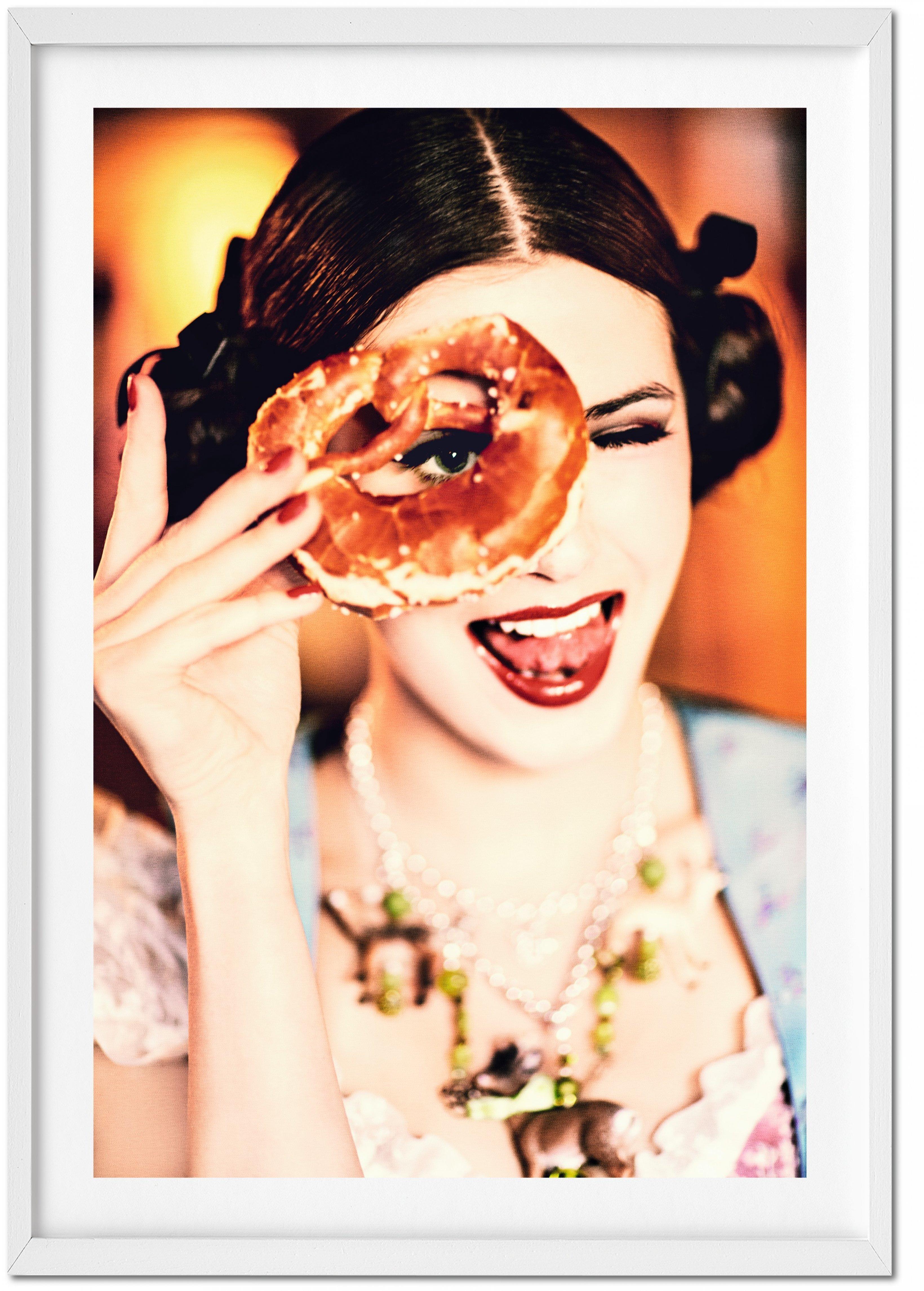 Ellen von Unwerth, Heimat Book & Art Edition – Druck „Spy Device“