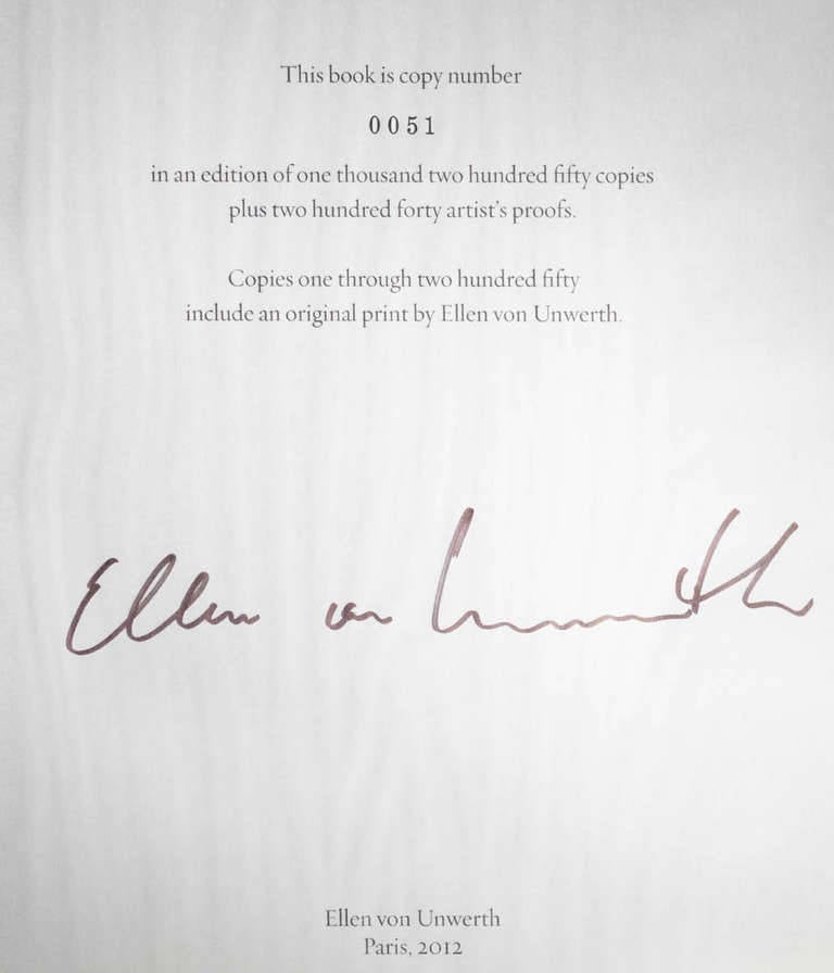 Ellen von Unwerth, Die Geschichte der Kunst von Olga. Signiertes Buch und Druck in limitierter Auflage. im Angebot 3
