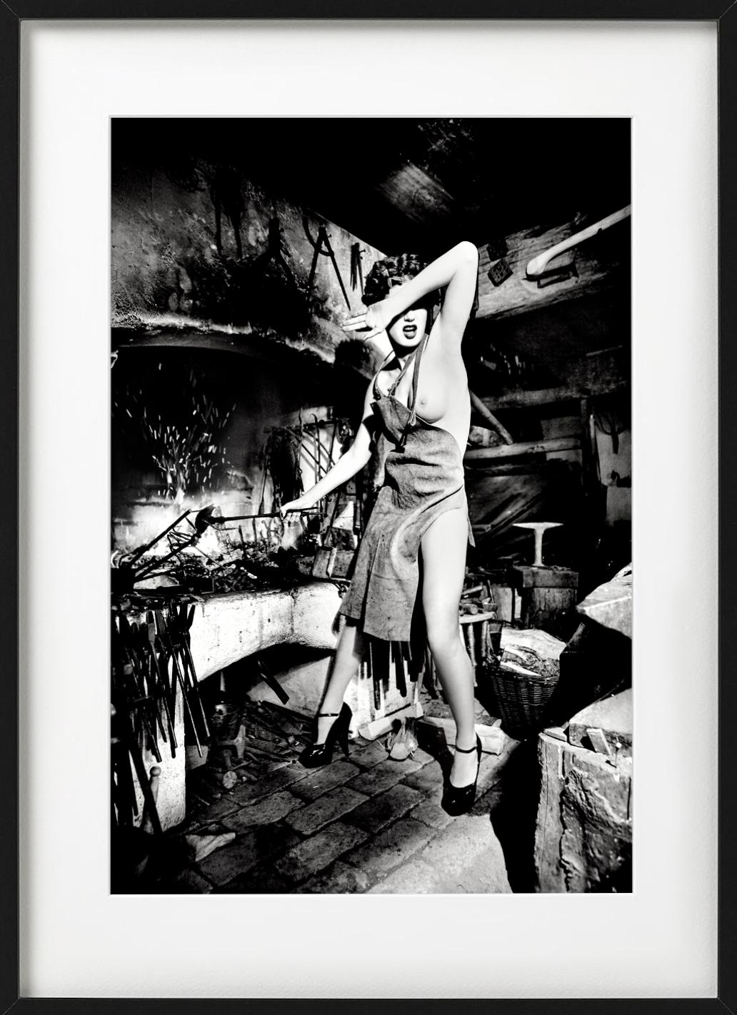 Fired Up from Heimat - Nude Model in Apron working, fine art photography, 2015 - Contemporary Photograph by Ellen von Unwerth