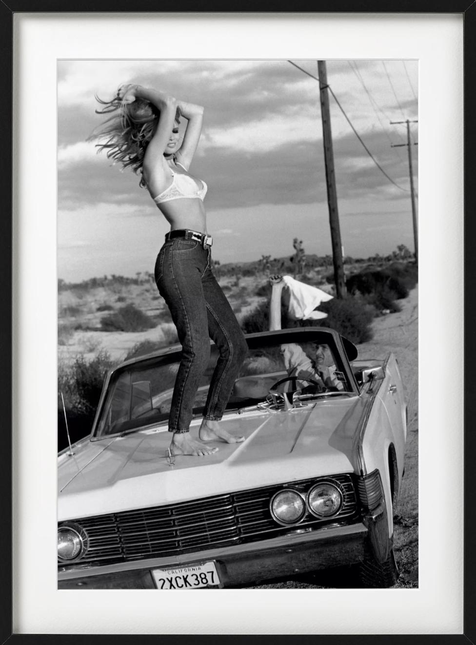 Guess Who, Claudia Schiffer for Guess, Nashville - Fine Art Photography, 1989 For Sale 8