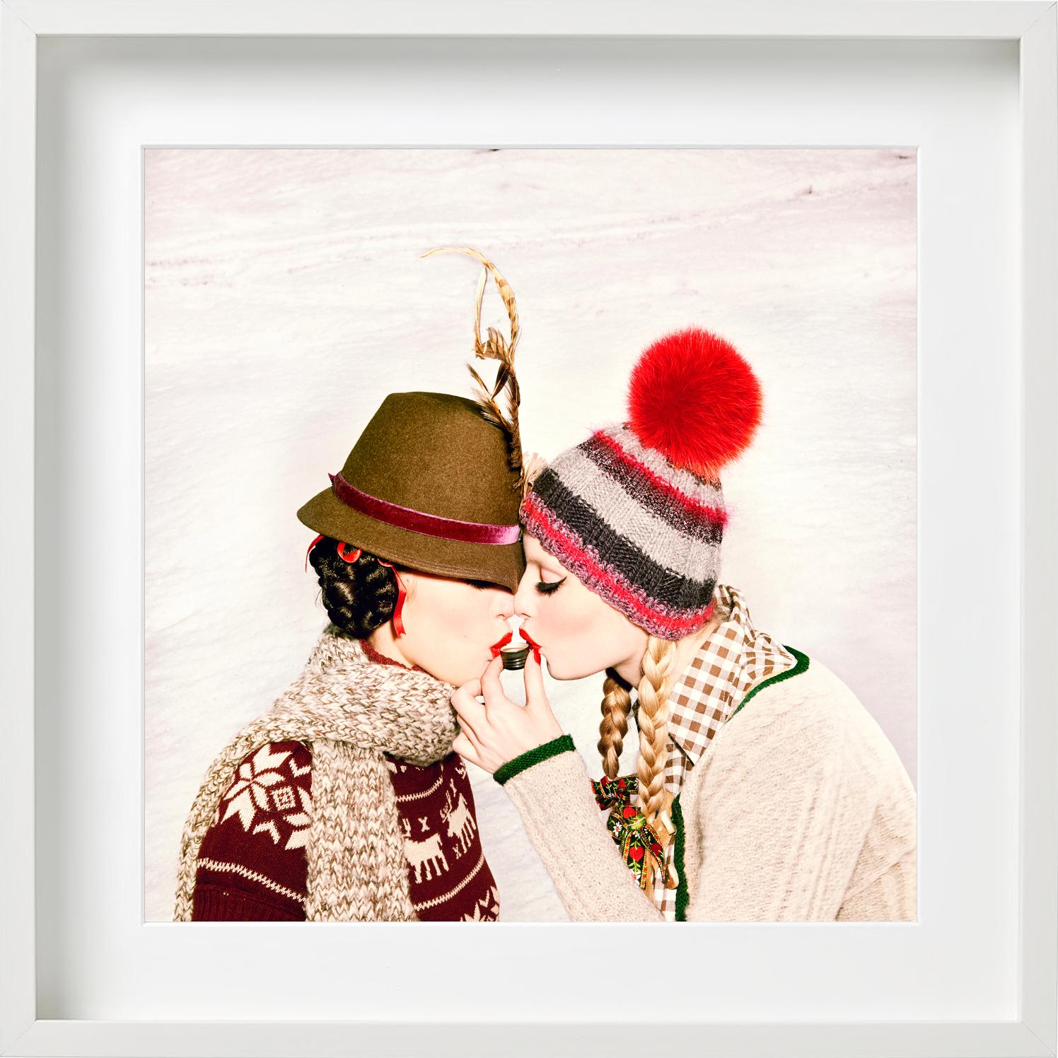 Kisses - Heimat, Fine Art Photography, 2015 en vente 4