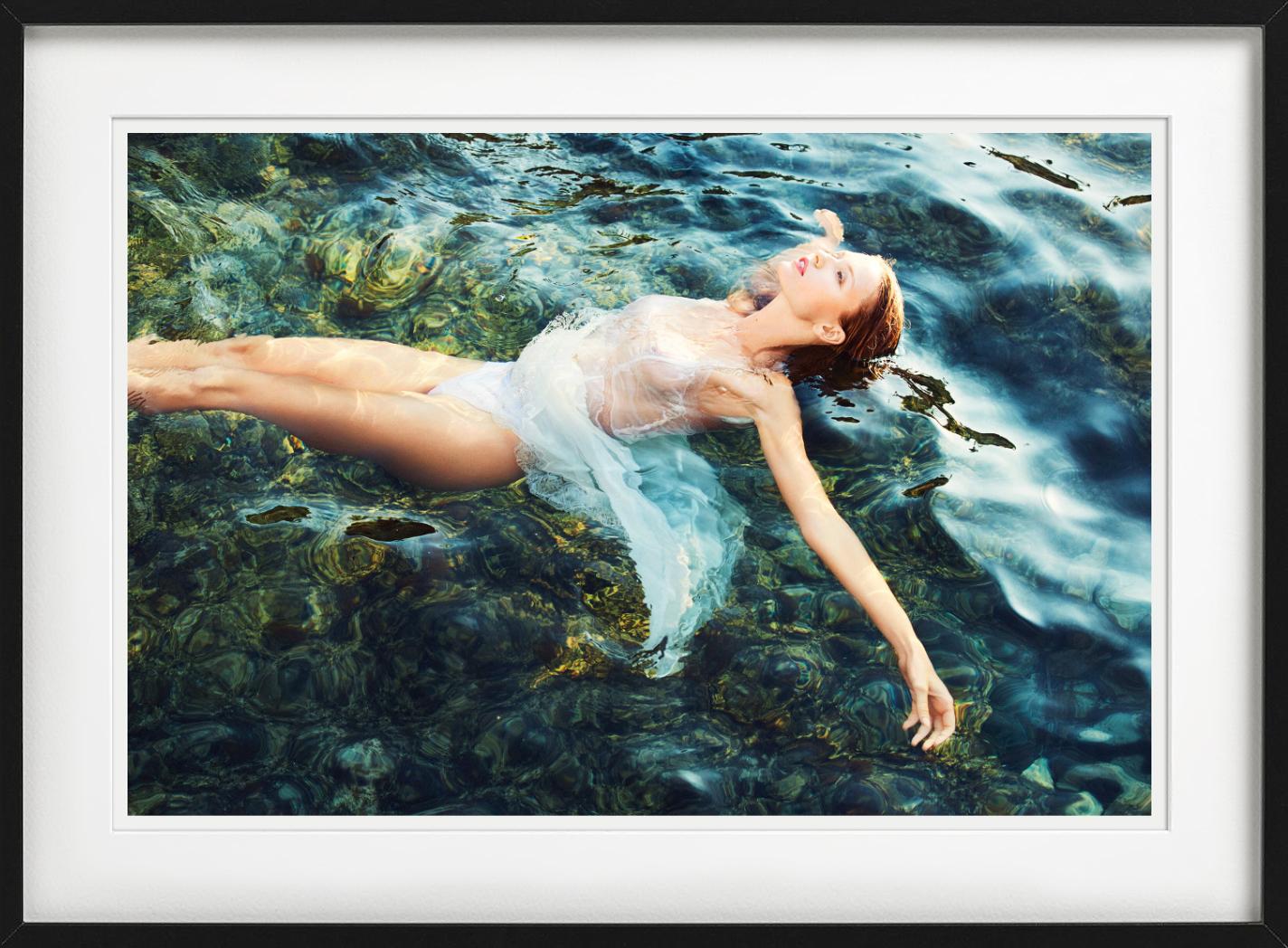 Kristina Romanova, photographie d'art - Contemporain Photograph par Ellen von Unwerth