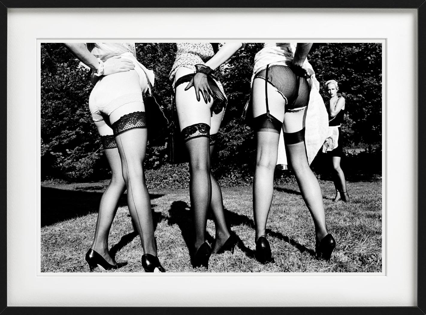 Beinbein-Show, Geschichte von Olga, Kunstfotografie im Angebot 3
