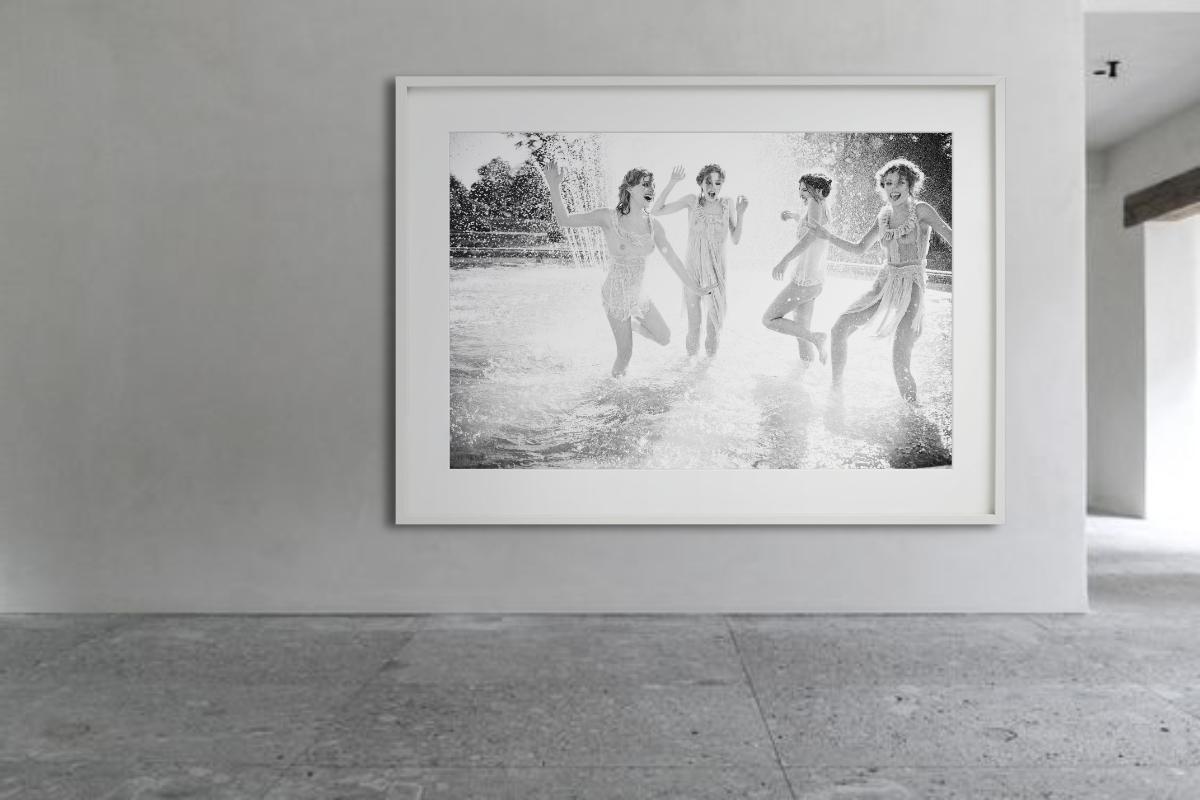 Nr. 51, The Story of Olga, photographie d'art, 2010-12 - Photograph de Ellen von Unwerth