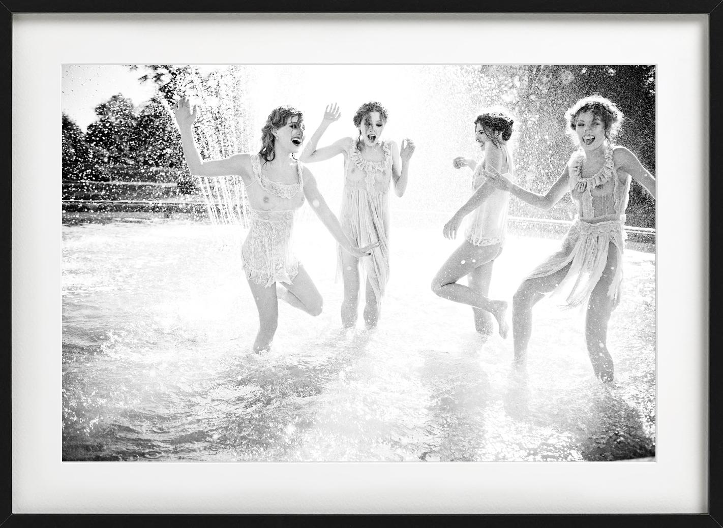 Nr. 51, The Story of Olga, photographie d'art, 2010-12 - Contemporain Photograph par Ellen von Unwerth