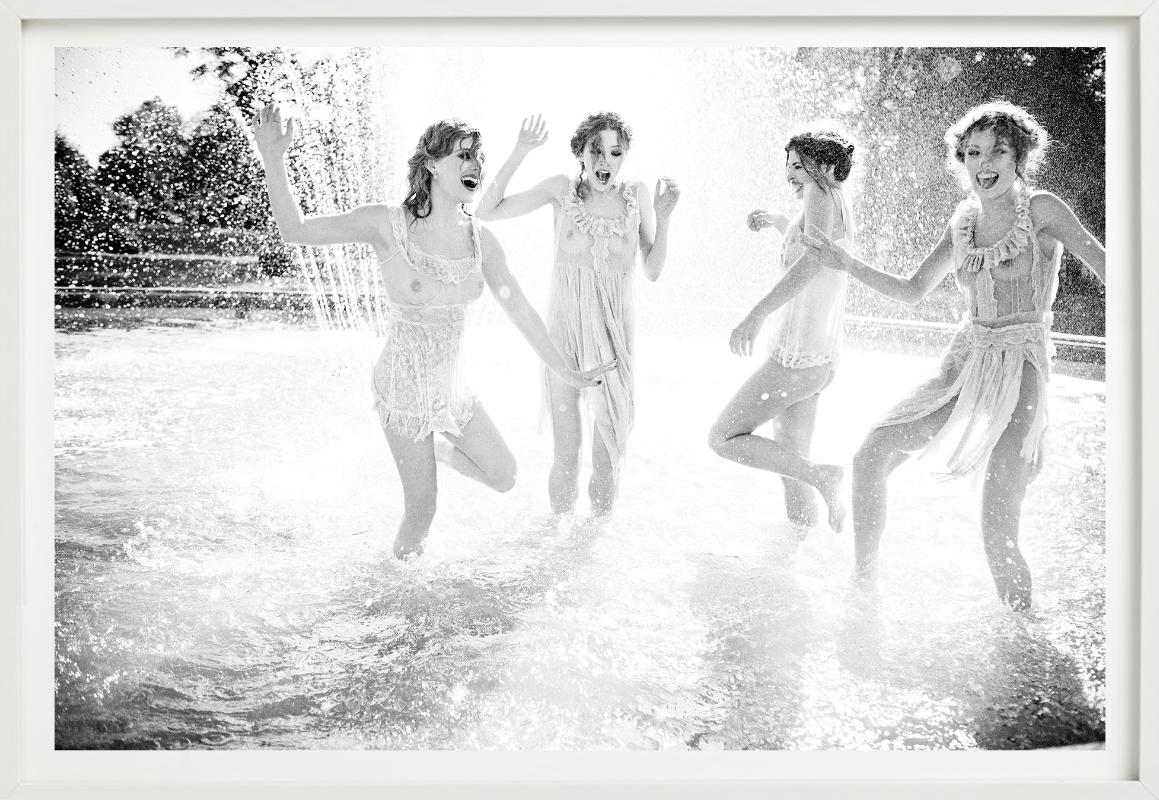 Nr. 51, The Story of Olga, photographie d'art, 2010-12 en vente 2