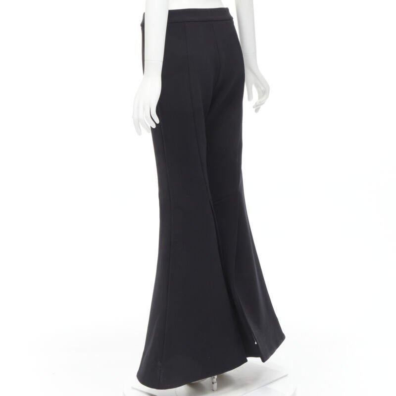 Pantalon évasé ELLERY Expressionism en polyester noir extra large taille US 4 S en vente 1