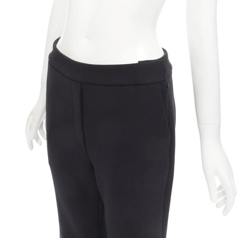 Pantalon évasé ELLERY Expressionism en polyester noir extra large taille US 4 S en vente 2