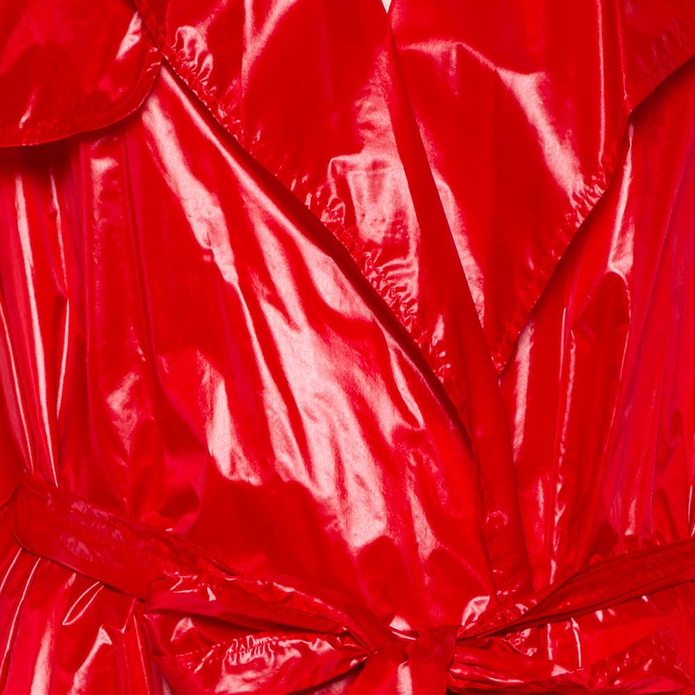 Ellery - Imperméable à ceinture synthétique rouge « Le Strange », taille M en vente 2