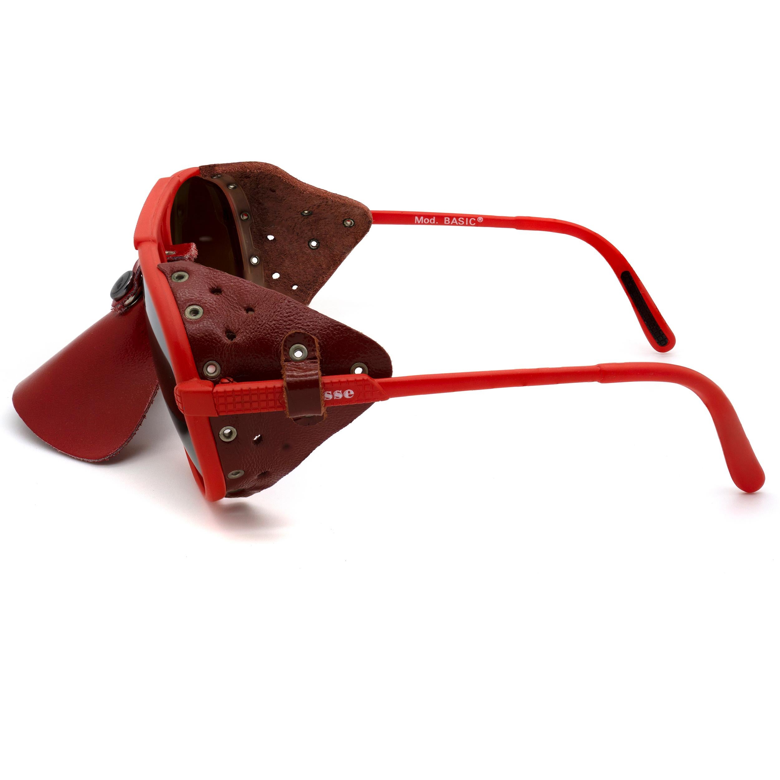 Brown Ellesse aviator vintage sunglasses side shields For Sale