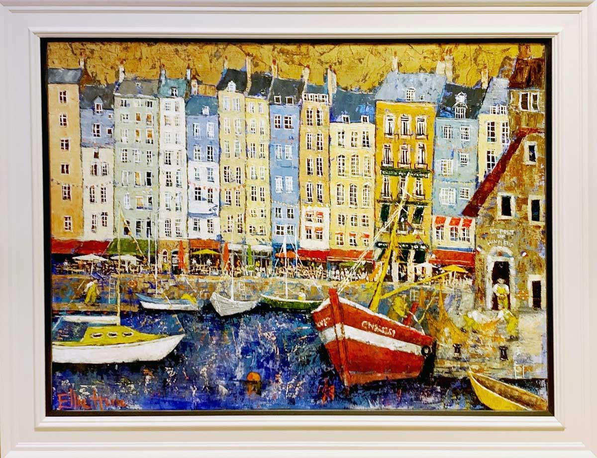 Il porto di Honfleur - paesaggio contemporaneo colorato dipinto a tecnica mista - Painting Contemporaneo di Ellie Hesse