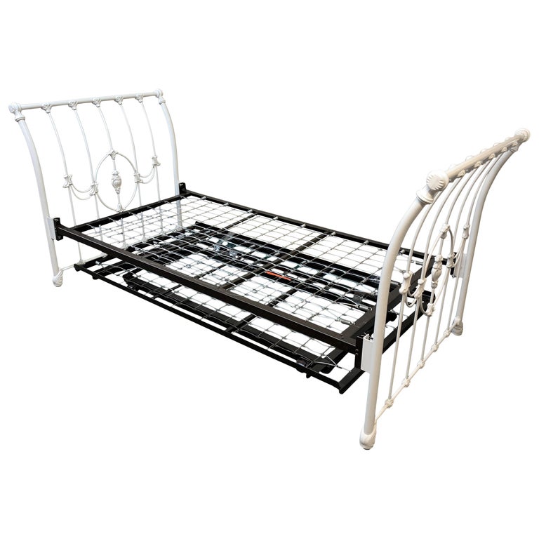 Elliot's Design, White Iron Twin Bed and Trundle For Sale at 1stDibs