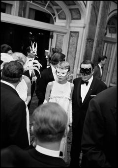 Frank Sinatra & Mia Farrow at Truman Capote's "Black & White Ball",  New York