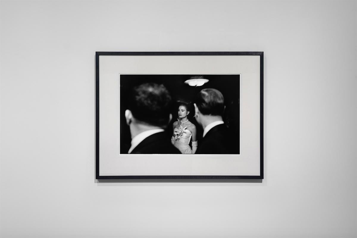 Grace Kelly, New York City, 1956 - Elliott Erwitt (Photographie en noir et blanc) en vente 1