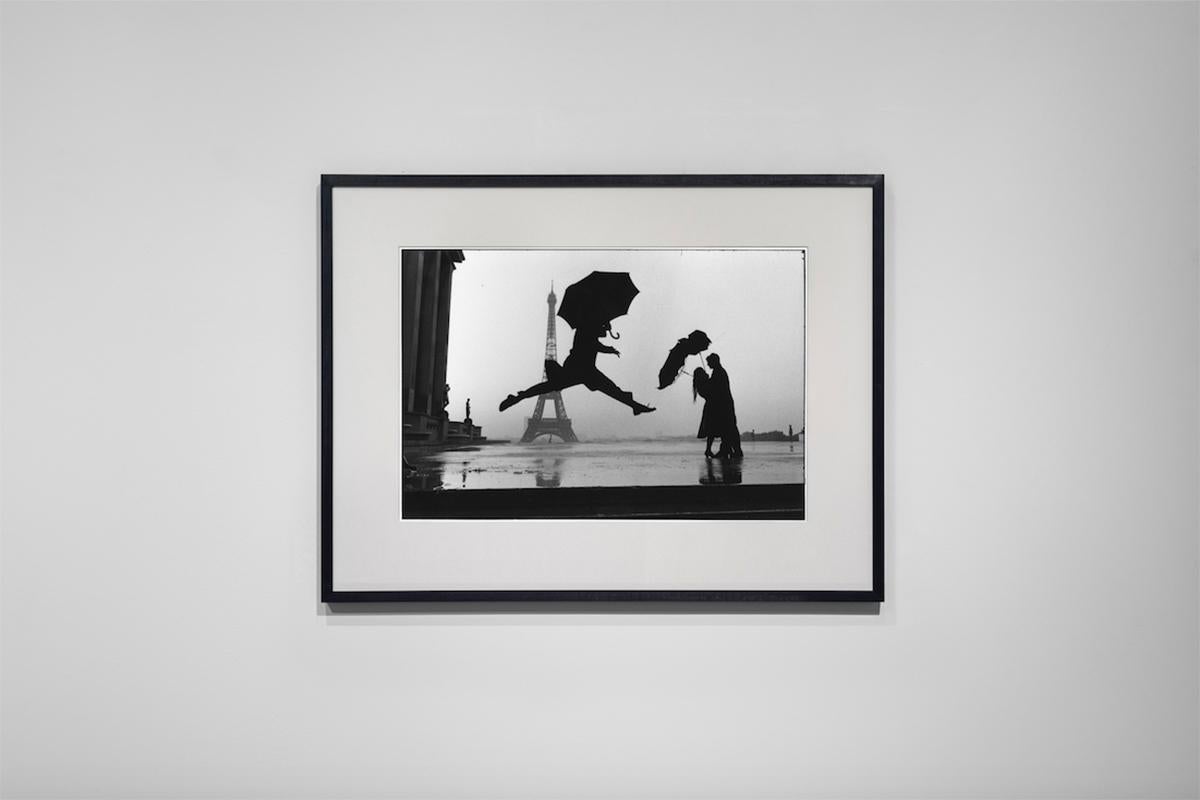 Paris, 1989 – Elliott Erwitt (Fotografie in Schwarz-Weiß) im Angebot 1