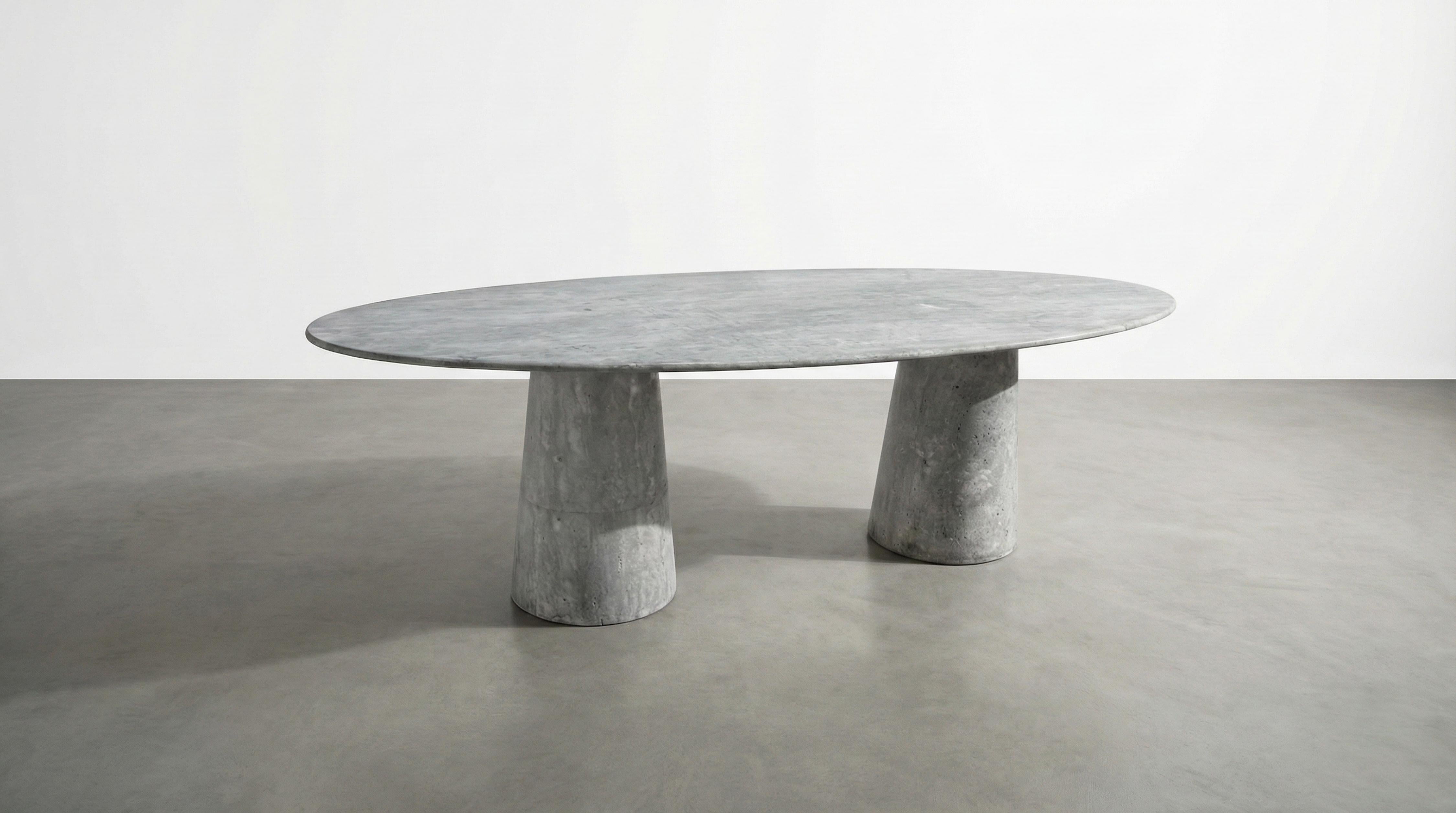 Arts and Crafts Ellips Silver Travertine Stone Dining Table, Silver Marble Oval Table en vente