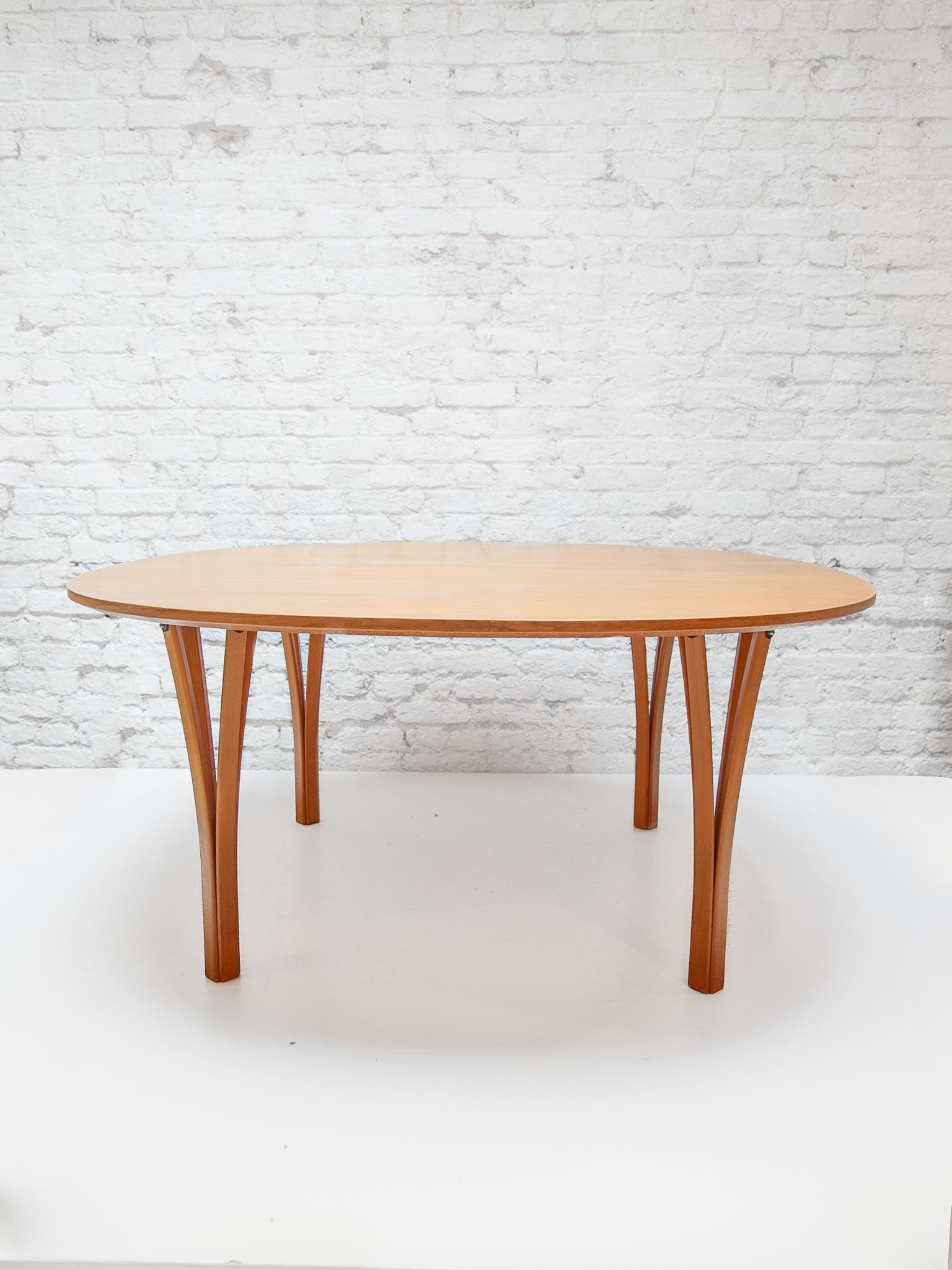 Danish Ellipse Coffee Table by Piet Hein & Bruno Mathsson for Fritz Hansen, 1990  For Sale