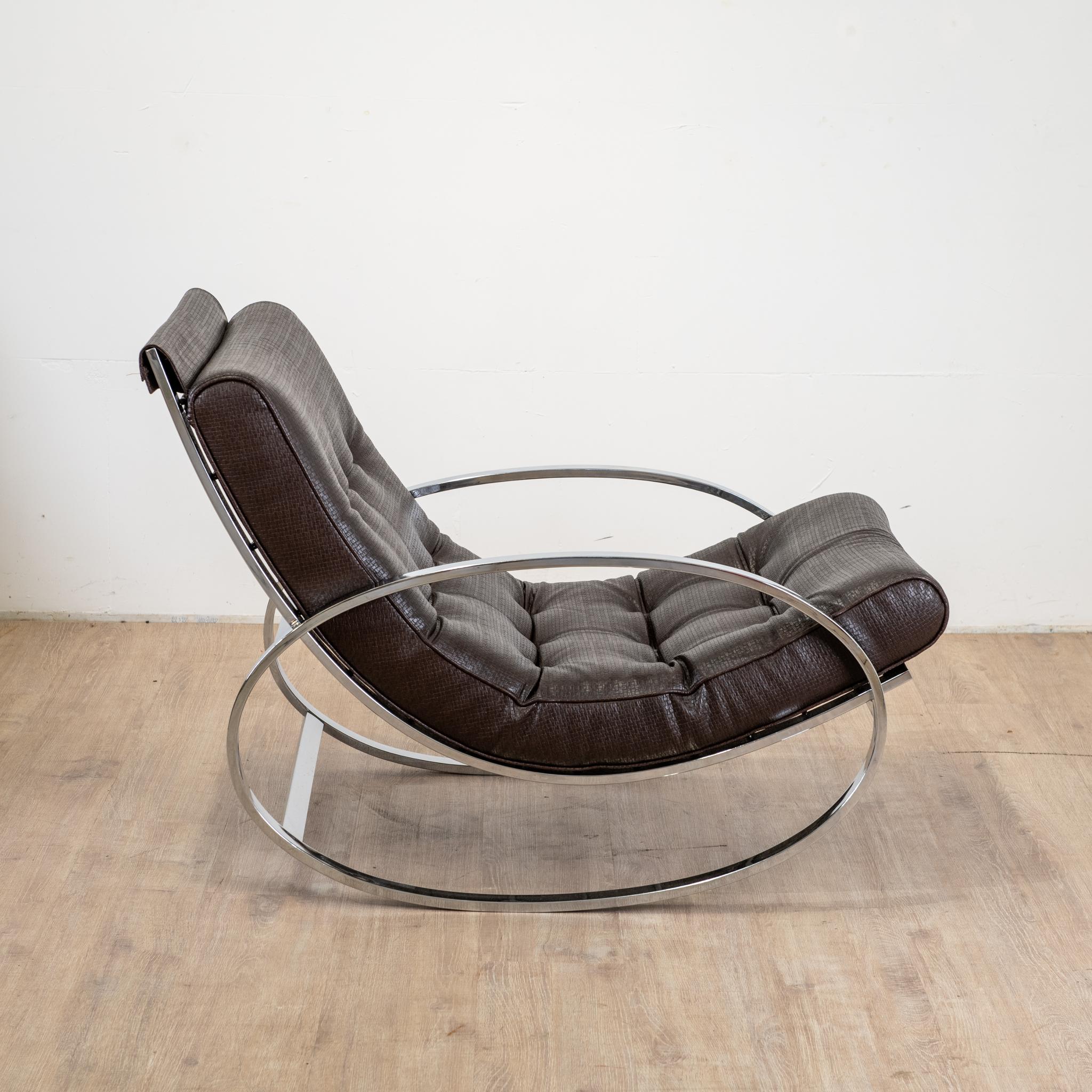 Late 20th Century Ellipse Rocking Chairs attributed to Renato Zevi for Selig, 1970s, Set of 2