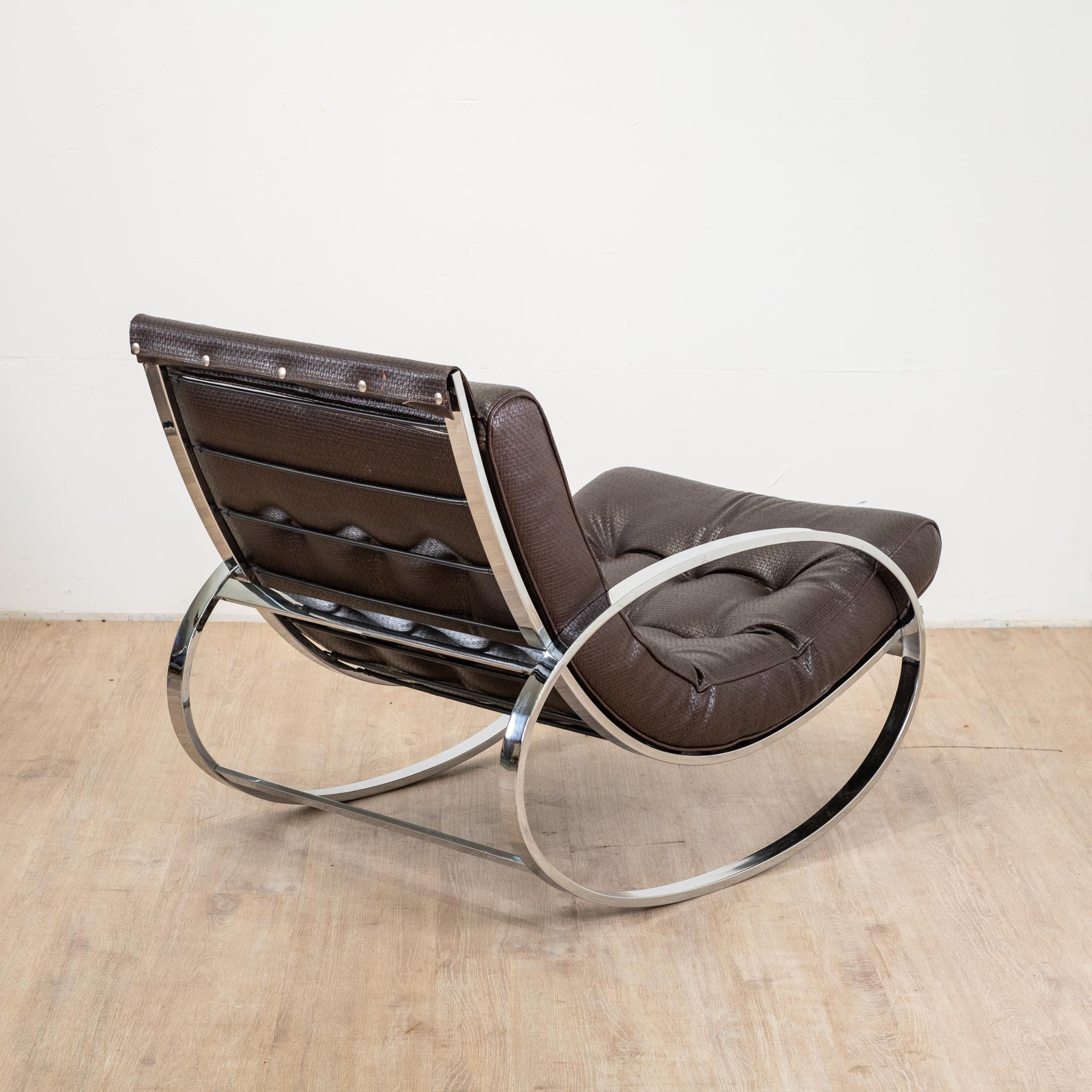 Aluminum Ellipse Rocking Chairs attributed to Renato Zevi for Selig, 1970s, Set of 2