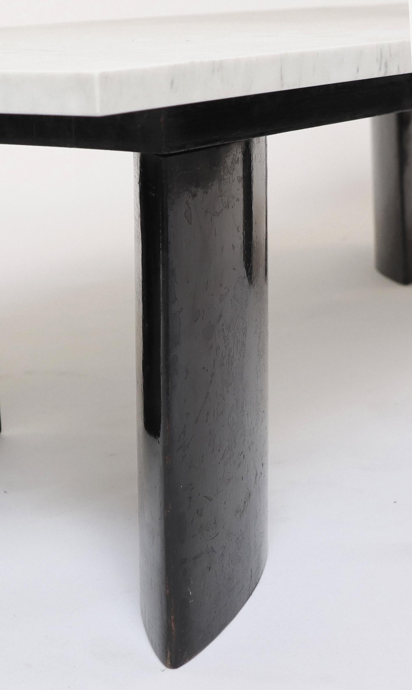 Elliptic Feet Coffee Table by Joaquim Tenreiro In Fair Condition For Sale In PARIS, FR
