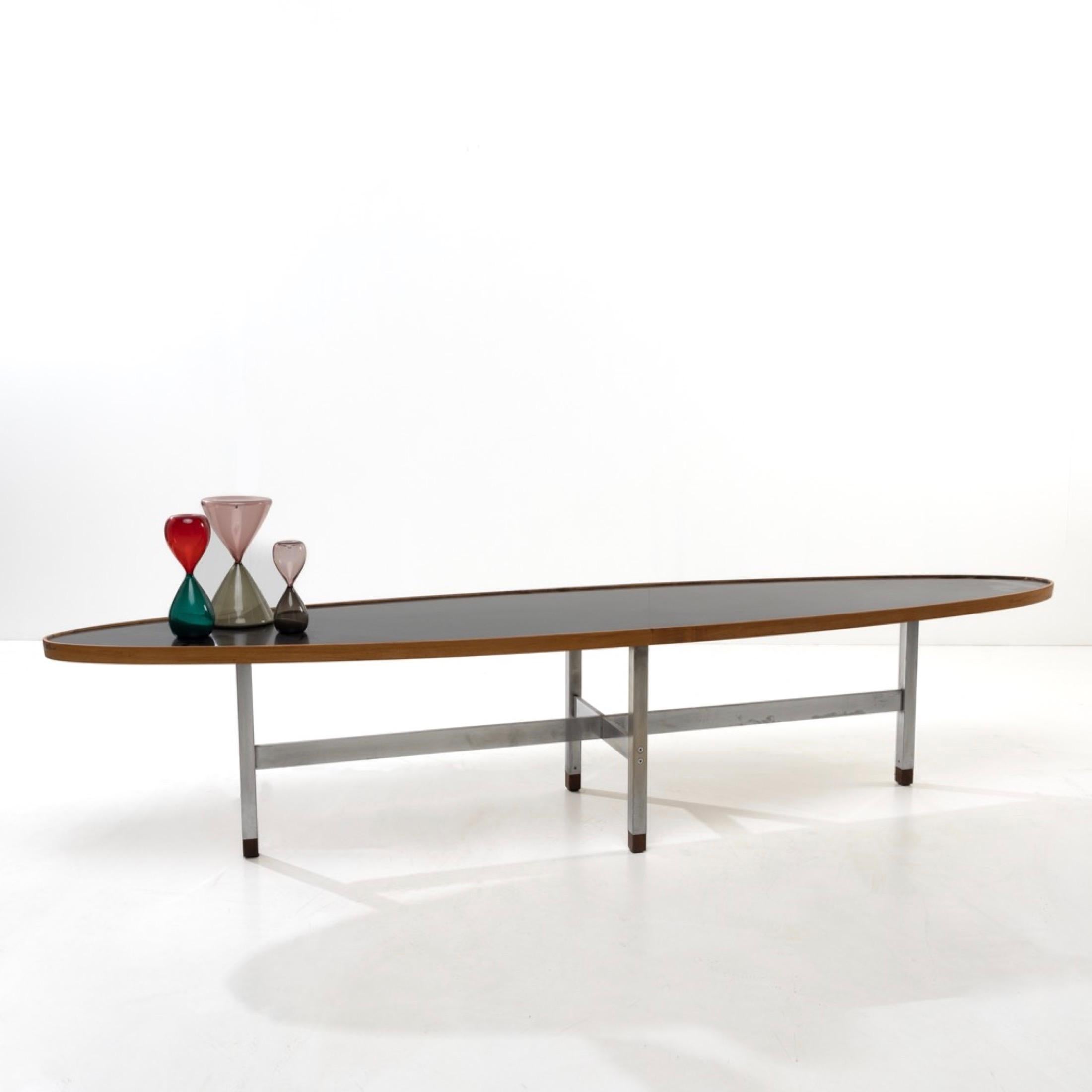 Elliptical coffee table by Edward Wormley for Dunbar For Sale 3
