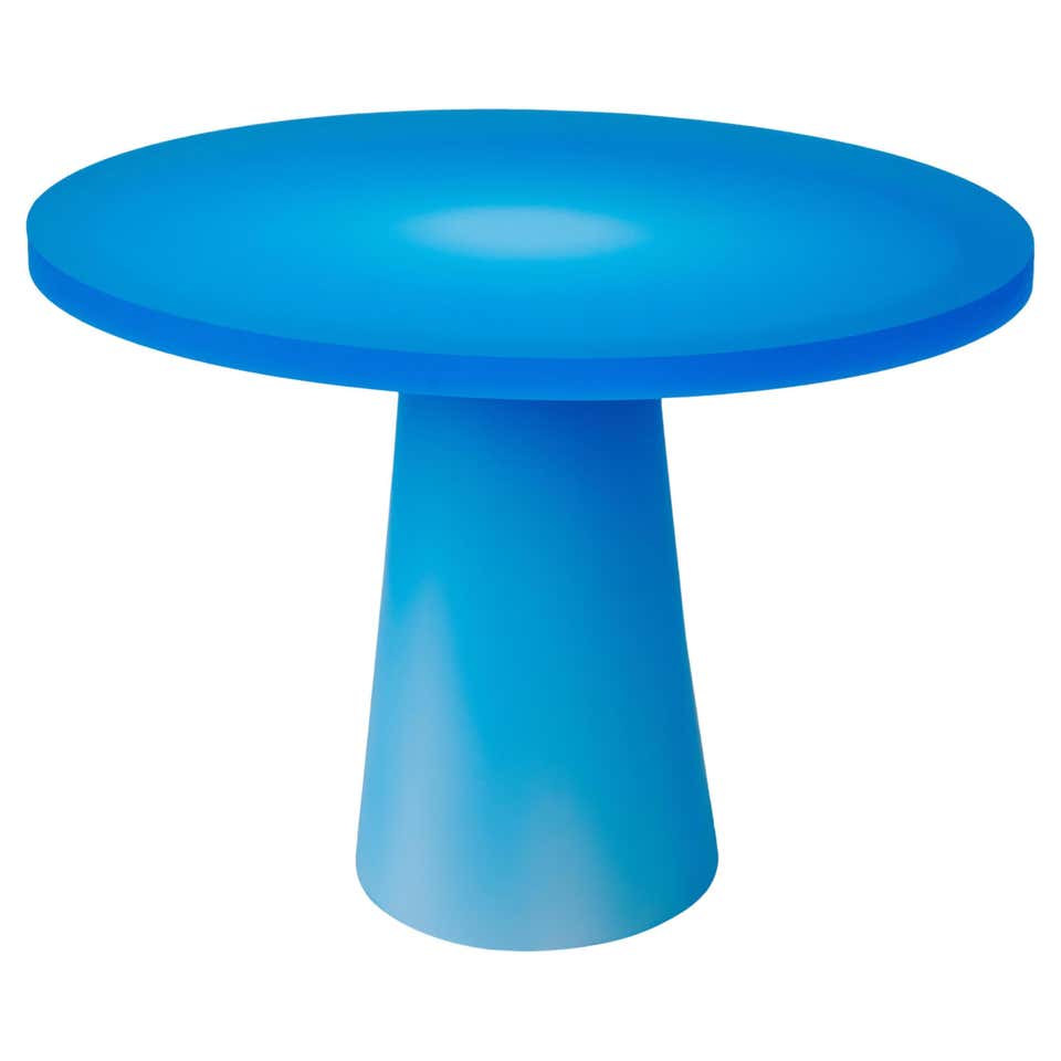 Contemporary Geometric Ripple Round Epoxy Resin Dining Table in Blue by ...