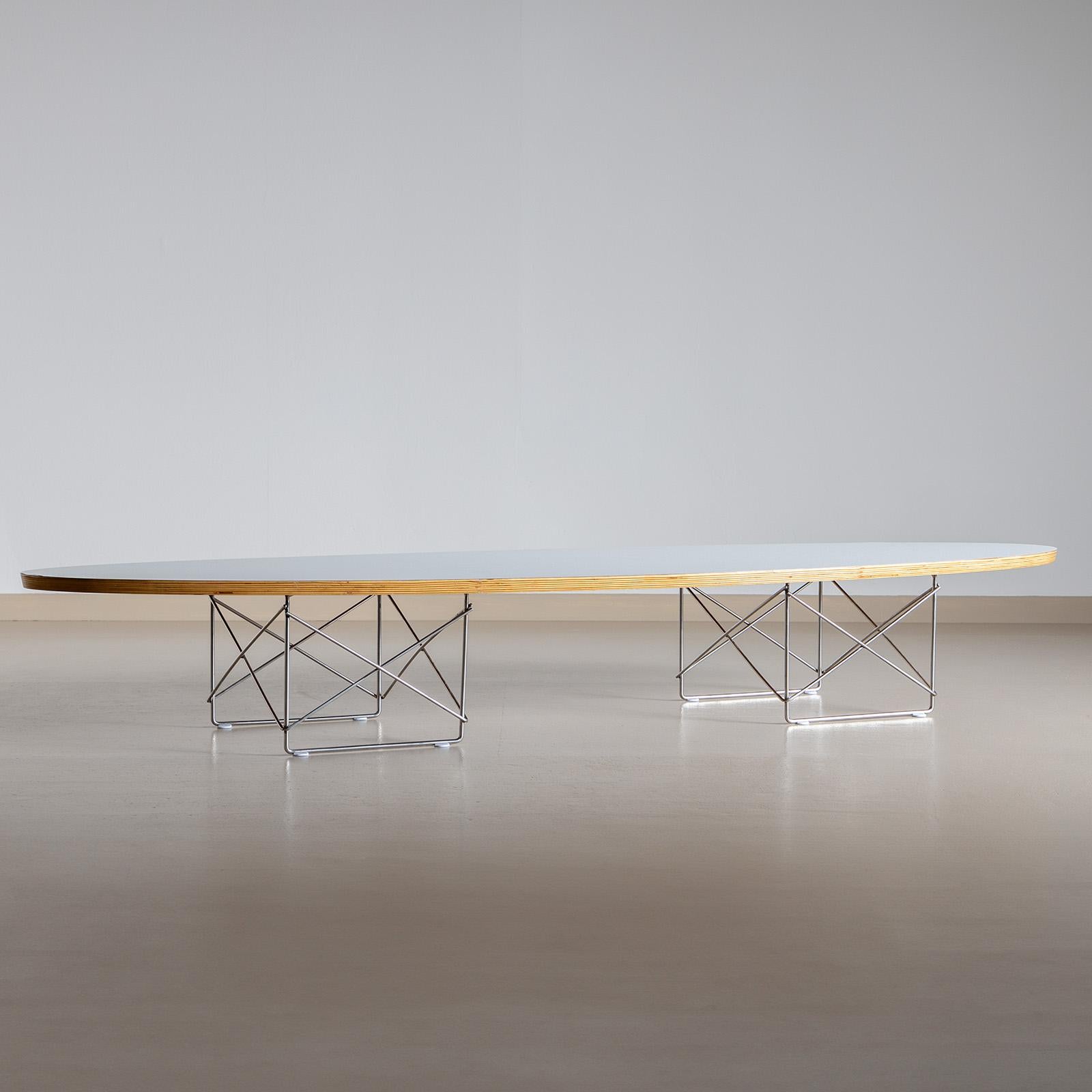 Modern Elliptical ETR coffee table, Charles & Ray Eames for Herman Miller, 21st century