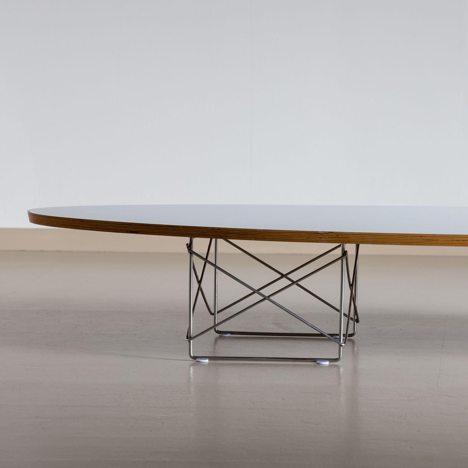 Contemporary Elliptical ETR coffee table, Charles & Ray Eames for Herman Miller, 21st century