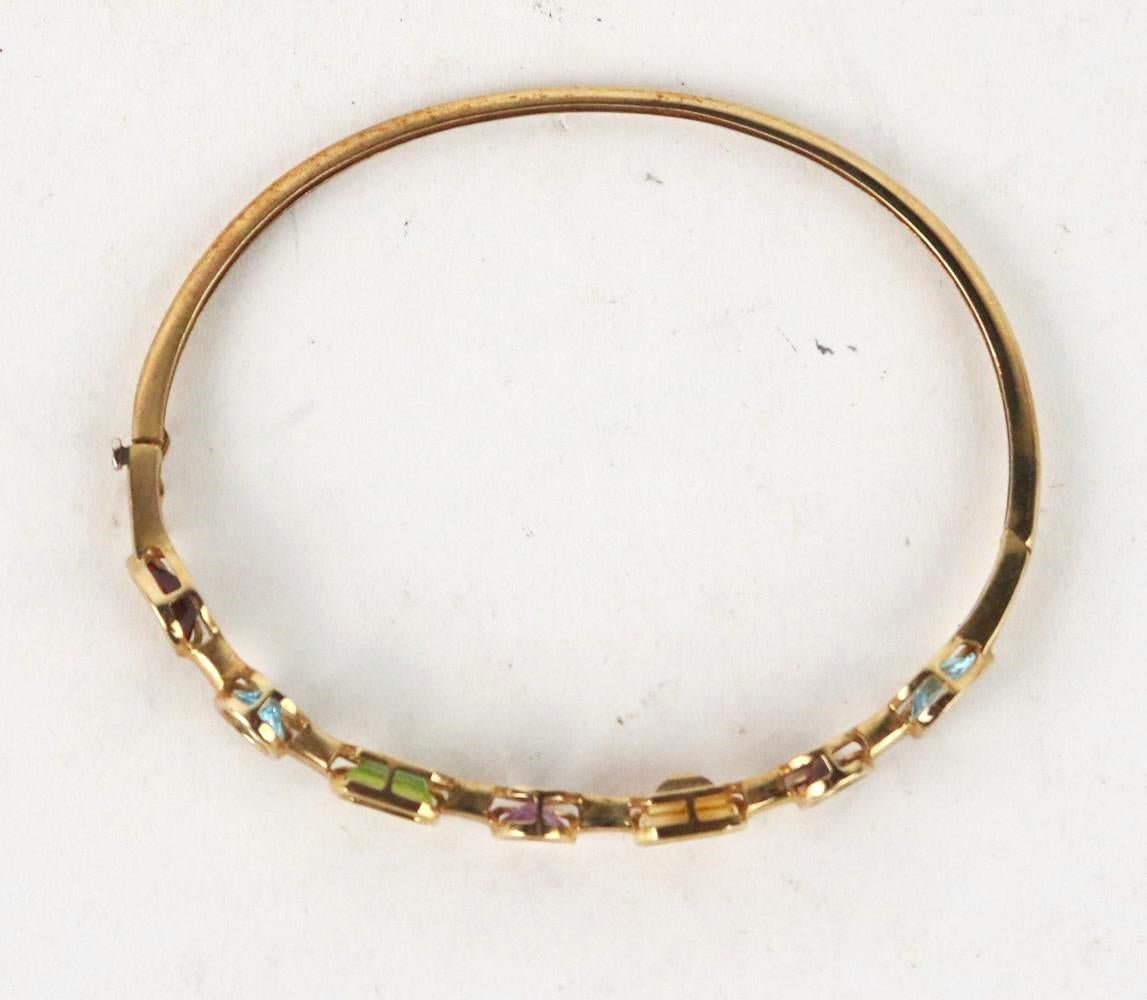 Contemporary Elliptical Hinged Vintage Yellow Gold Multi Color Gemstone Bangle Bracelet