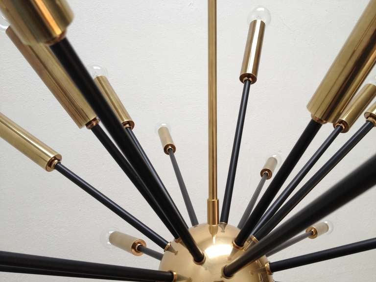 Elliptical Sputnik Chandelier In Excellent Condition For Sale In Los Angeles, CA